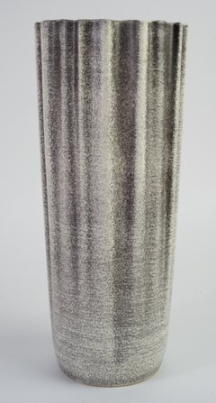 Modernist Royal Haeger Fluted Vase Black Off-White 1960s