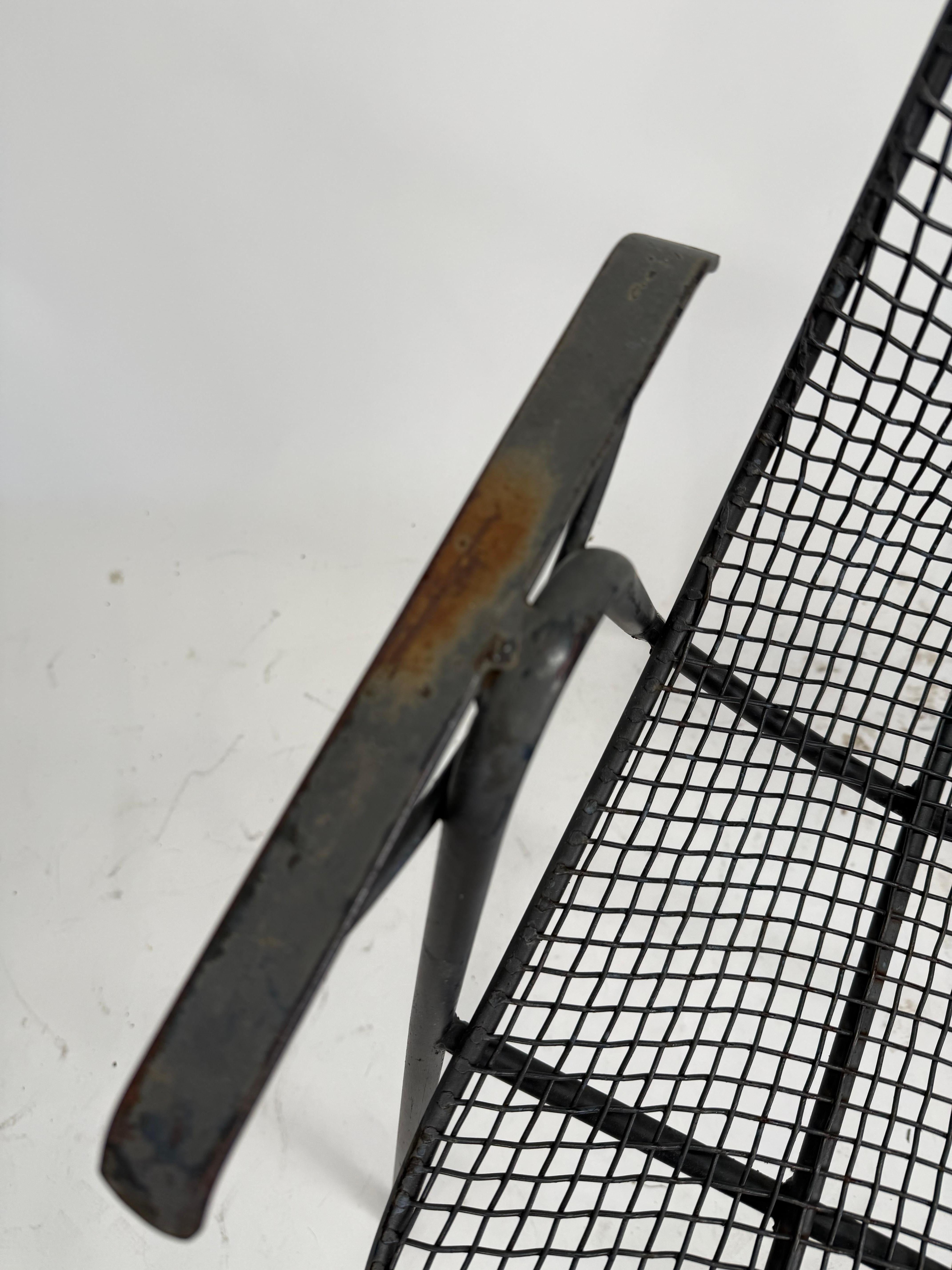 Iron Modernist Russell Woodard Patio Set, 6 chairs with table For Sale
