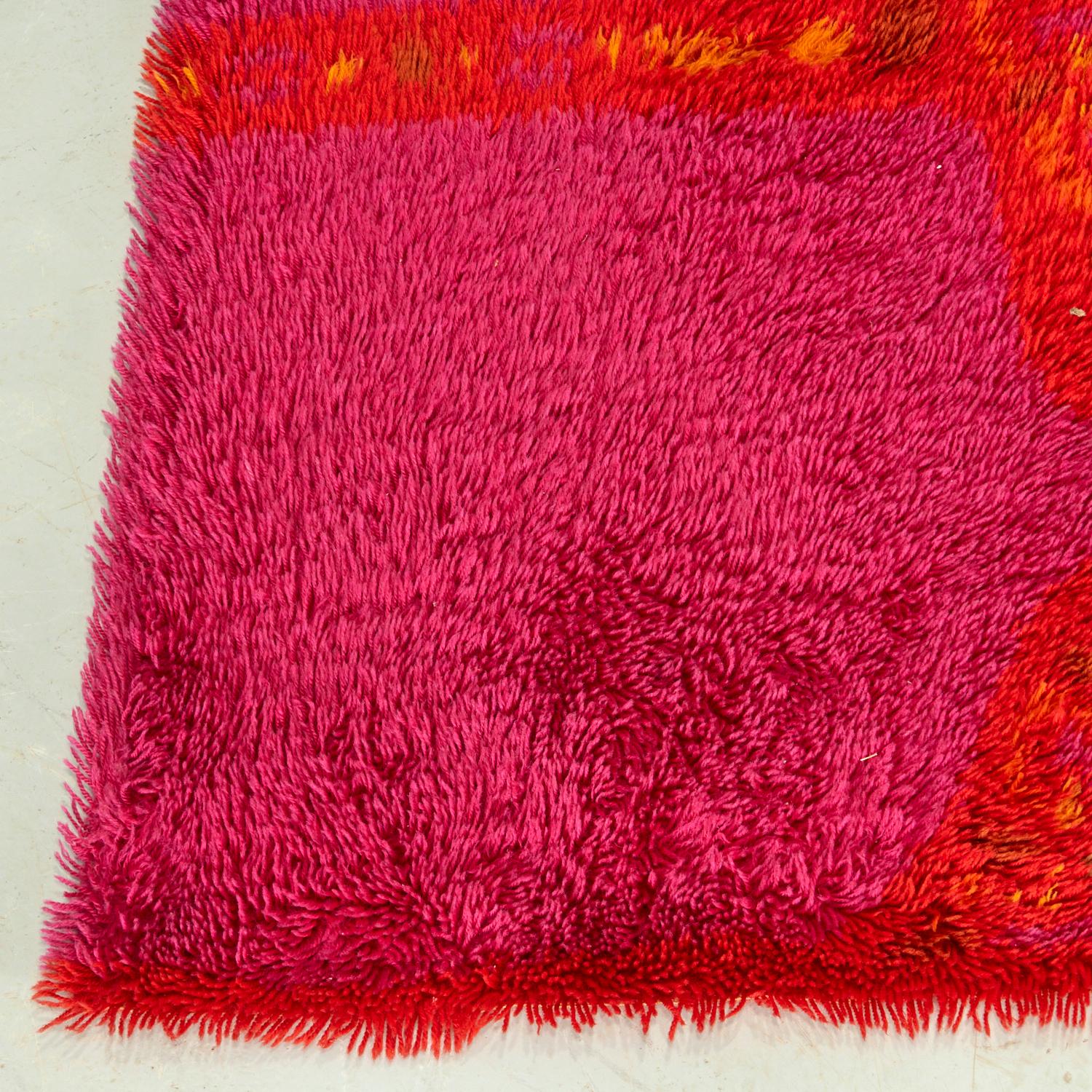 Scandinavian Modernist Rya Shag Carpet, Stylized Red and Orange Florals on a Fuchsia Ground For Sale