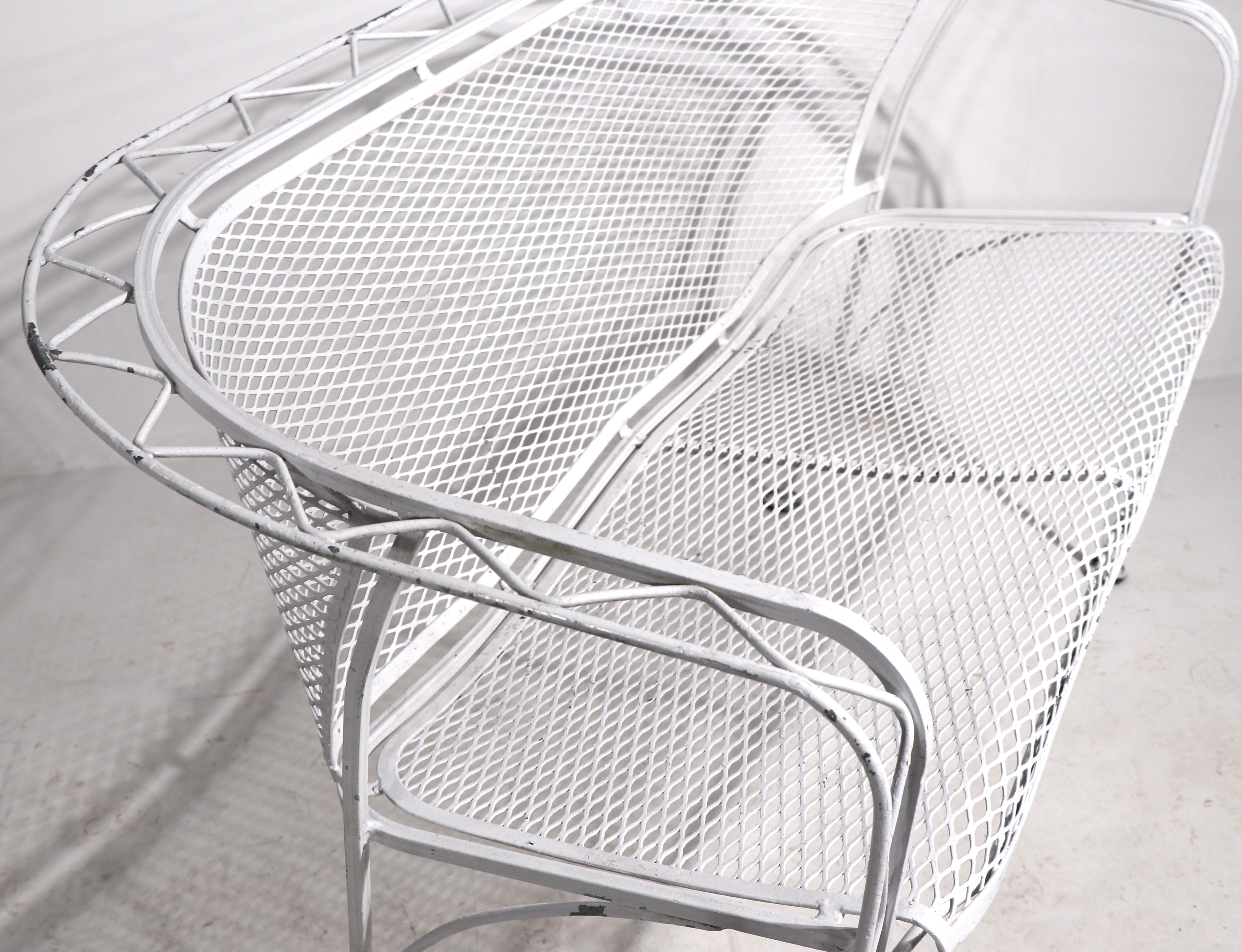 Sillón de jardín de hierro forjado Salterini Modernista siglo XX en venta