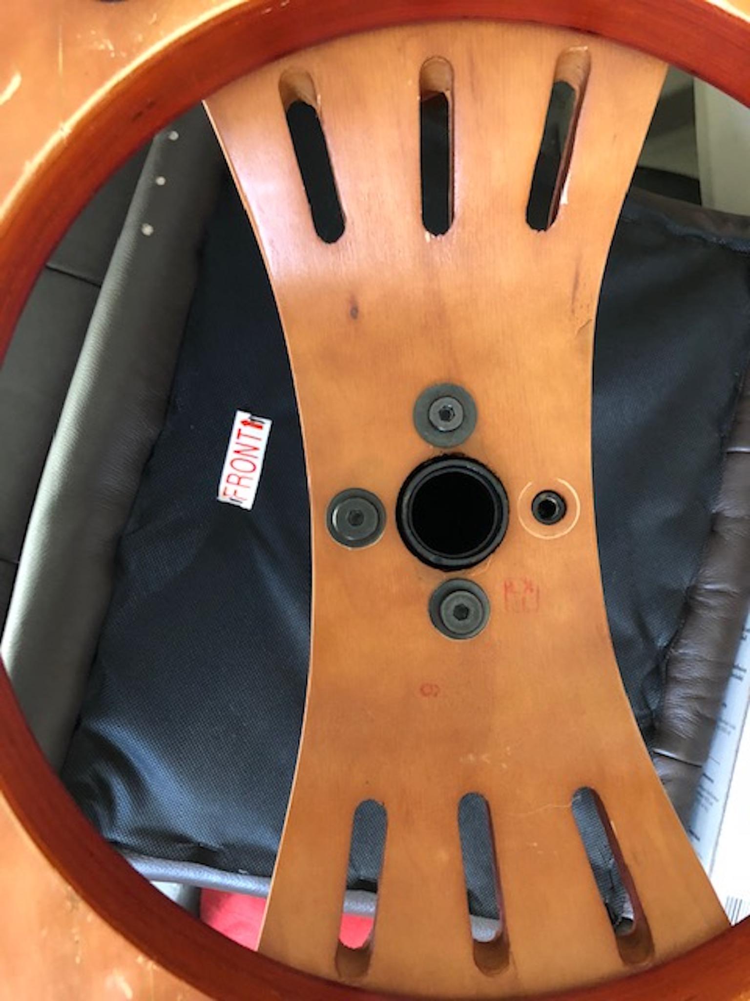 Modernist Scandinavian Leather Swivel Chair with Ottoman 3