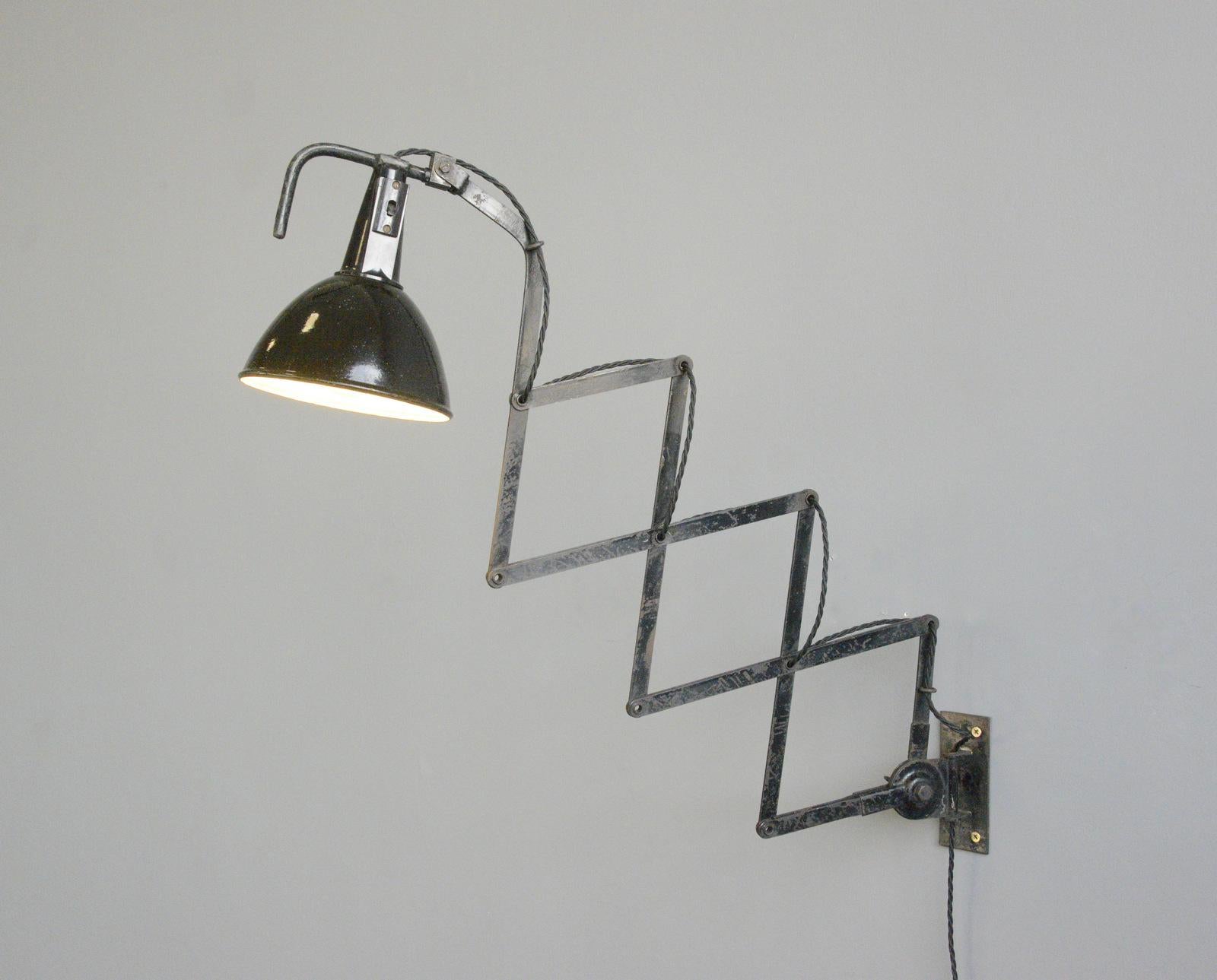 Modernist Scissor Lamp by Wilhelm Bader, Circa 1930s 3