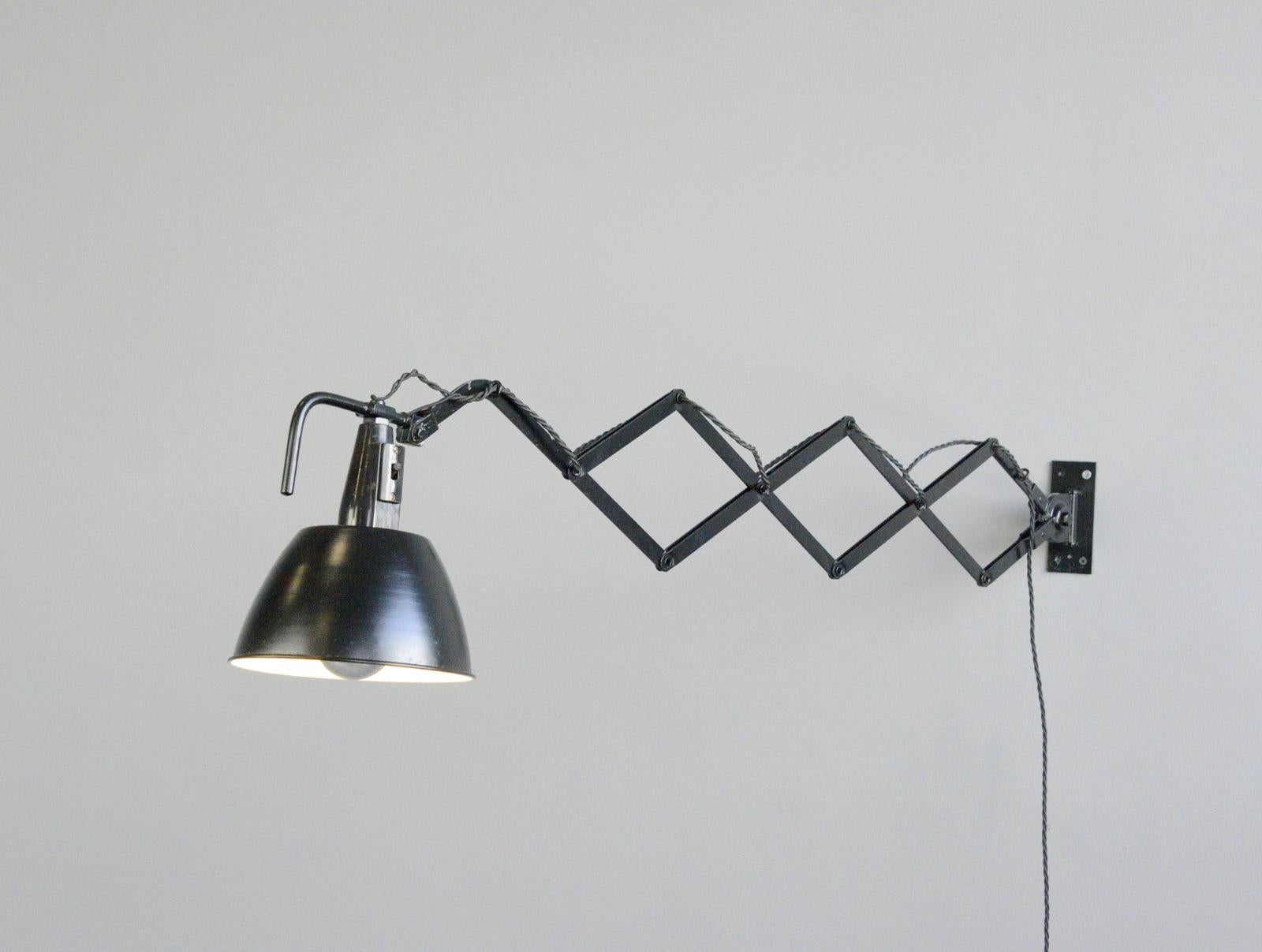 Modernist Scissor Lamp by Wilhelm Bader, Circa 1930s 5