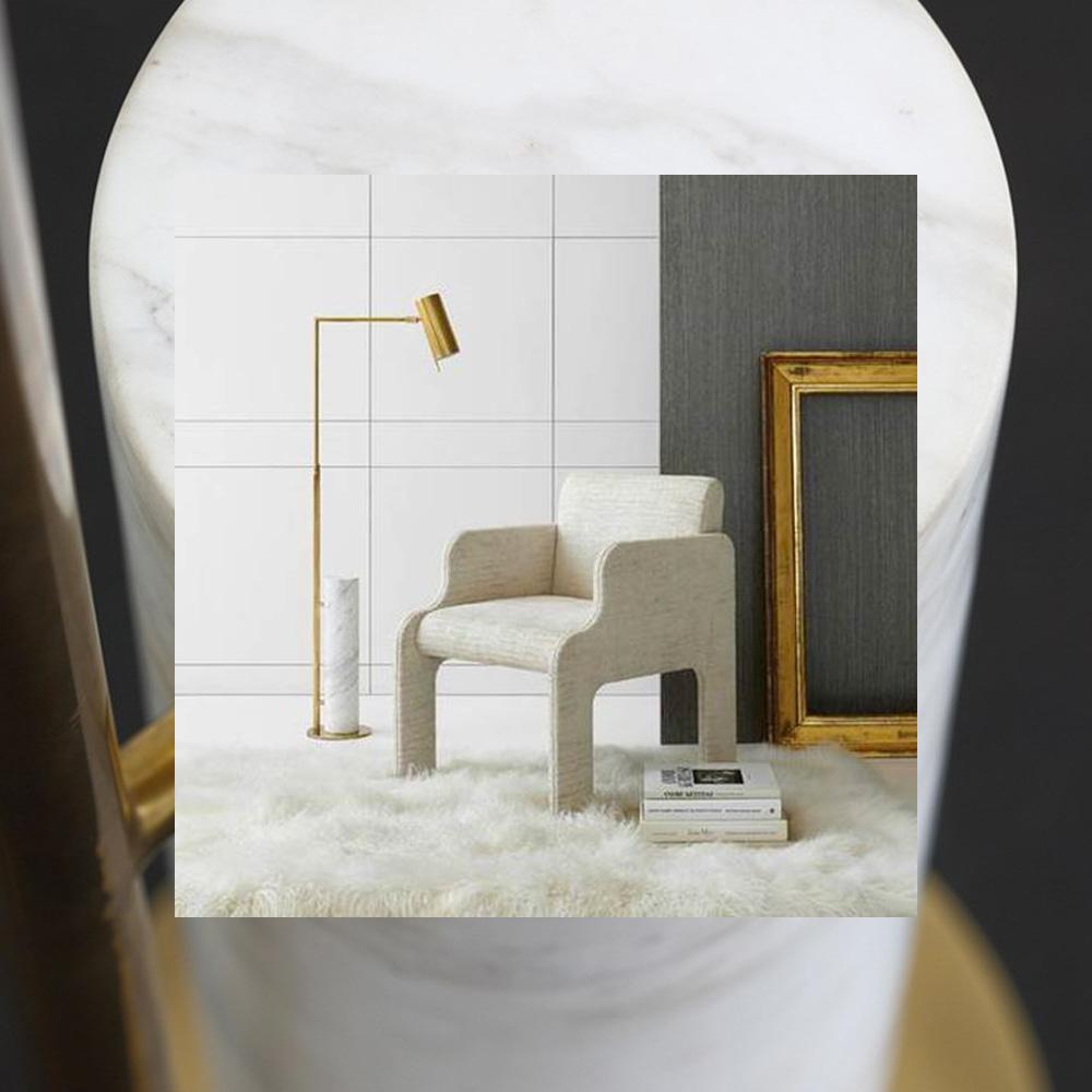 Modernist Sculptural Alma Floor Lamp  in Marble and Brass by Kelly Wearstler In Good Condition In Glasgow, GB