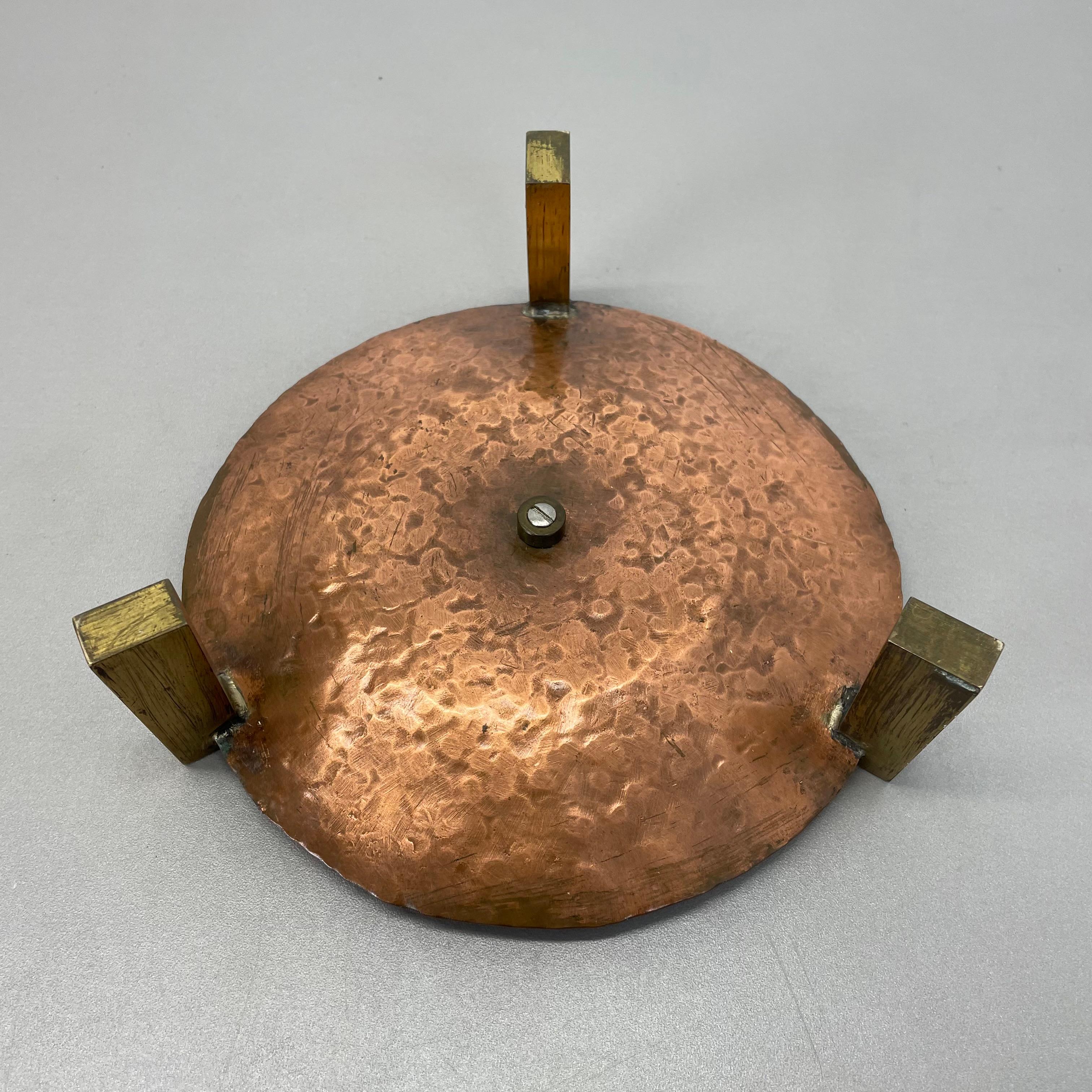 Modernistischer skulpturaler Auböck-Stil Brutalistischer Kupfer-Kerzenhalter, Österreich 1950 im Angebot 8