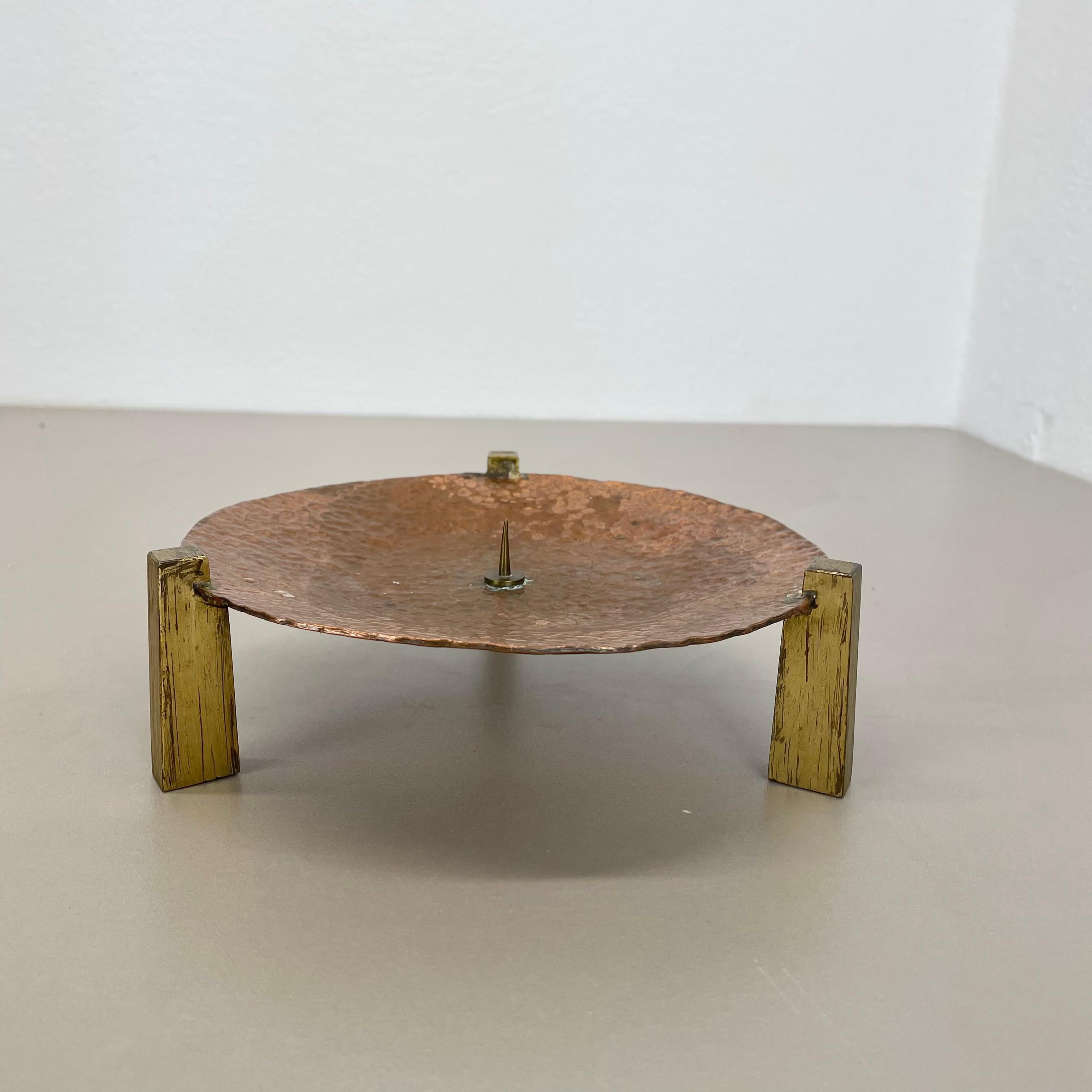 Modernistischer skulpturaler Auböck-Stil Brutalistischer Kupfer-Kerzenhalter, Österreich 1950 im Zustand „Gut“ im Angebot in Kirchlengern, DE