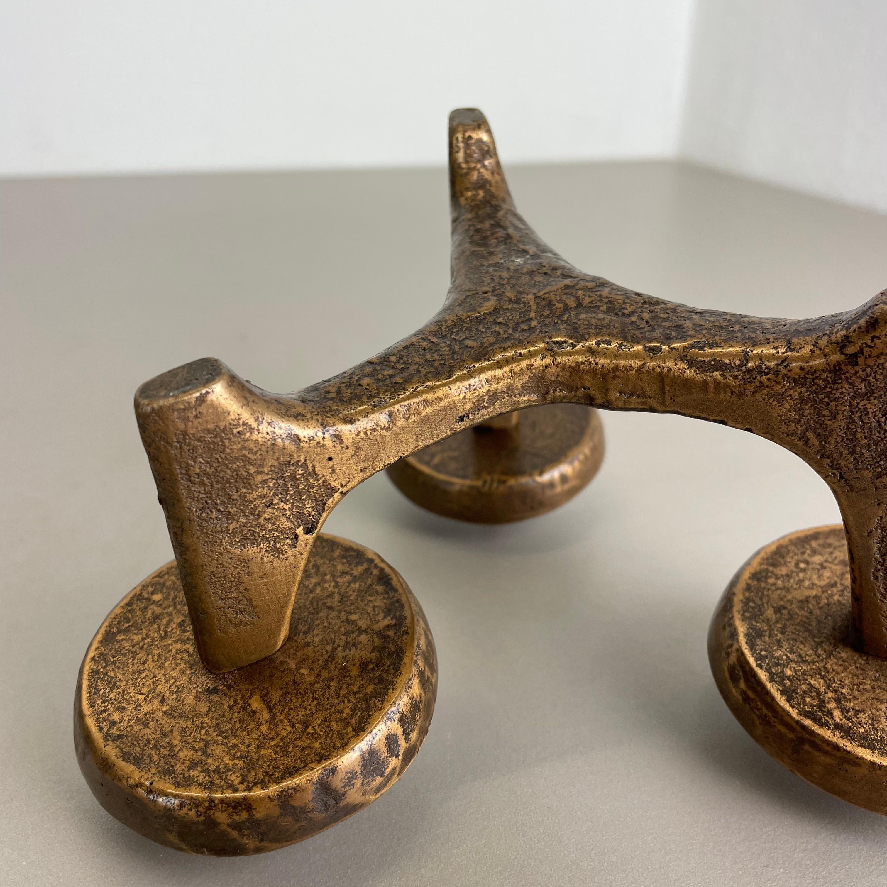 Modernist Sculptural Brutalist Bronze Metal Candleholder, France, 1960s For Sale 7