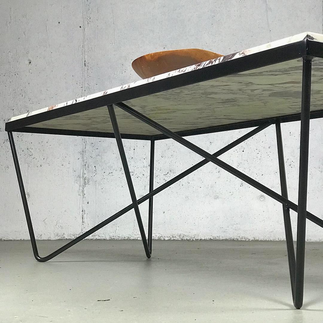 Modernist Sculptural Coffee Table after Darrell Landrum In Fair Condition In St.Petersburg, FL