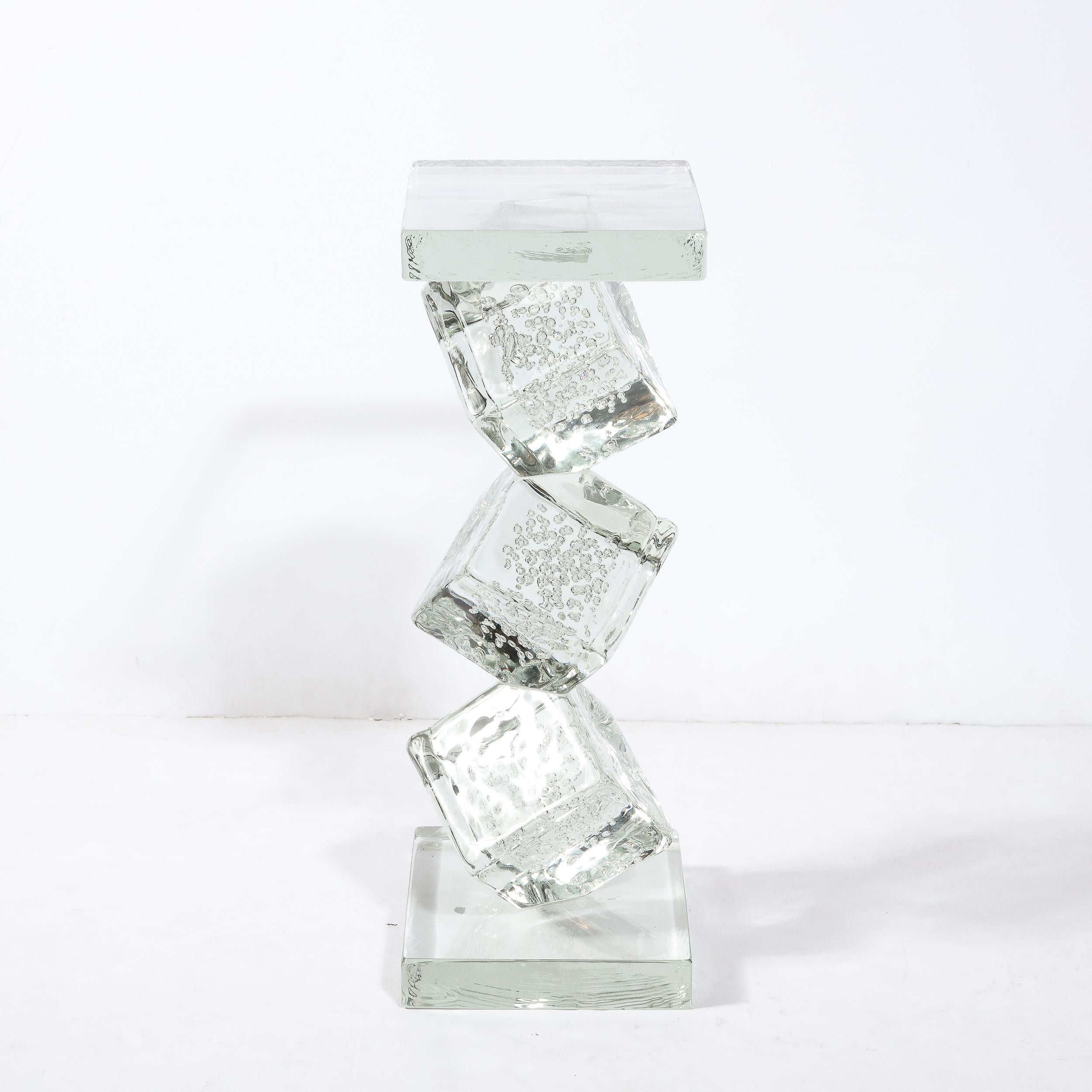 Table d'appoint sculpturale moderniste en forme de cube, soufflée à la main, de Murano translucide  en vente 4