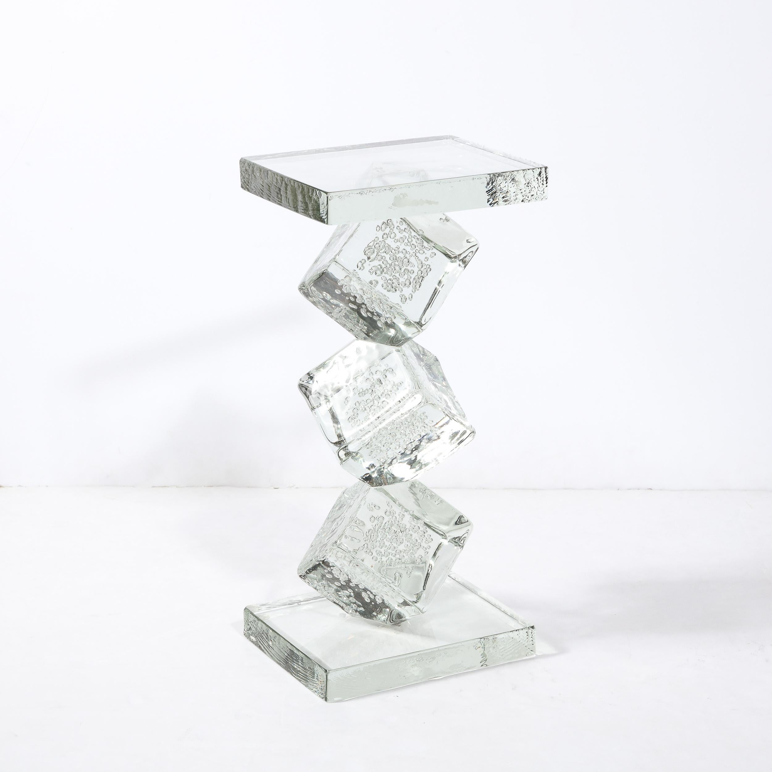 Table d'appoint sculpturale moderniste en forme de cube, soufflée à la main, de Murano translucide  en vente 5