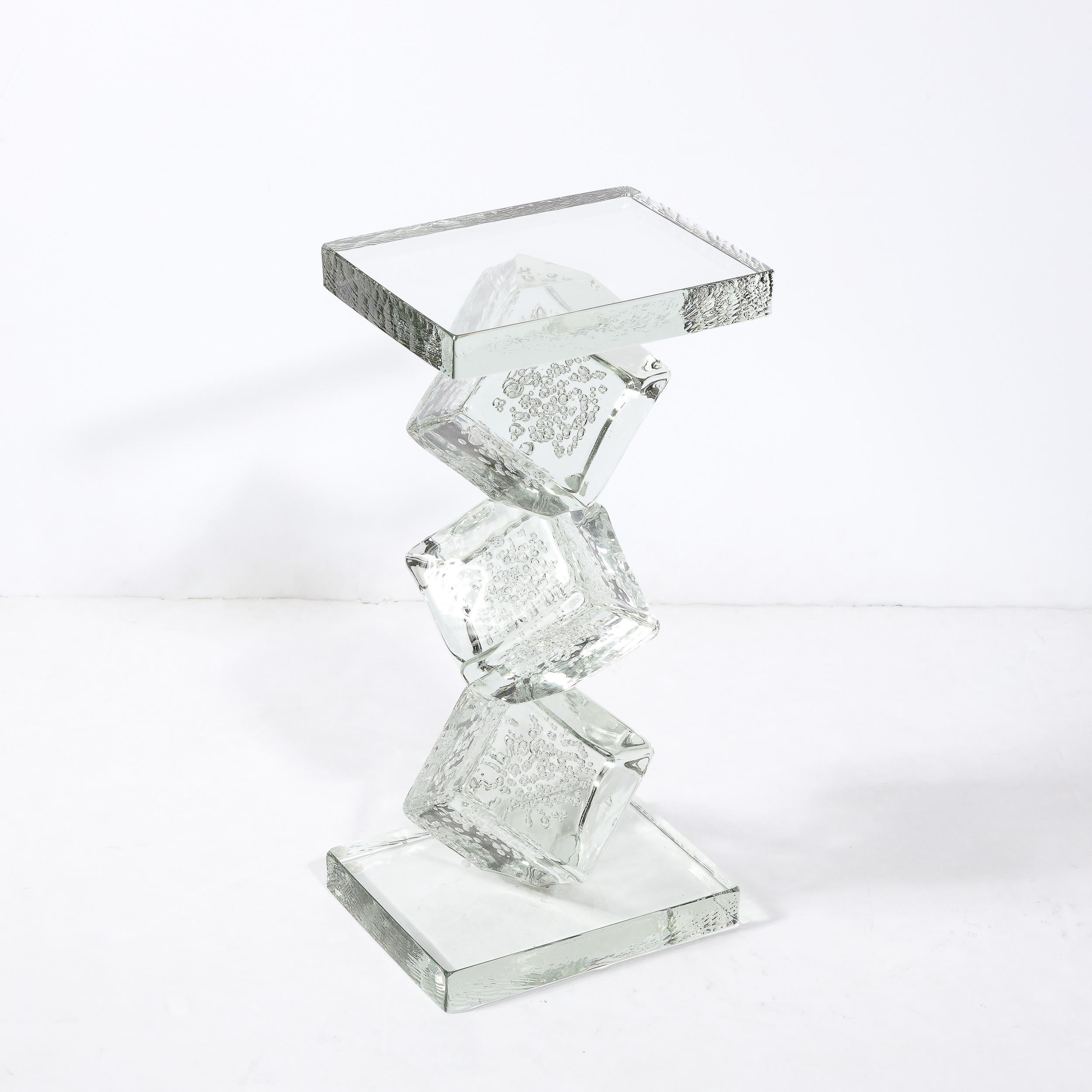 Table d'appoint sculpturale moderniste en forme de cube, soufflée à la main, de Murano translucide  en vente 6