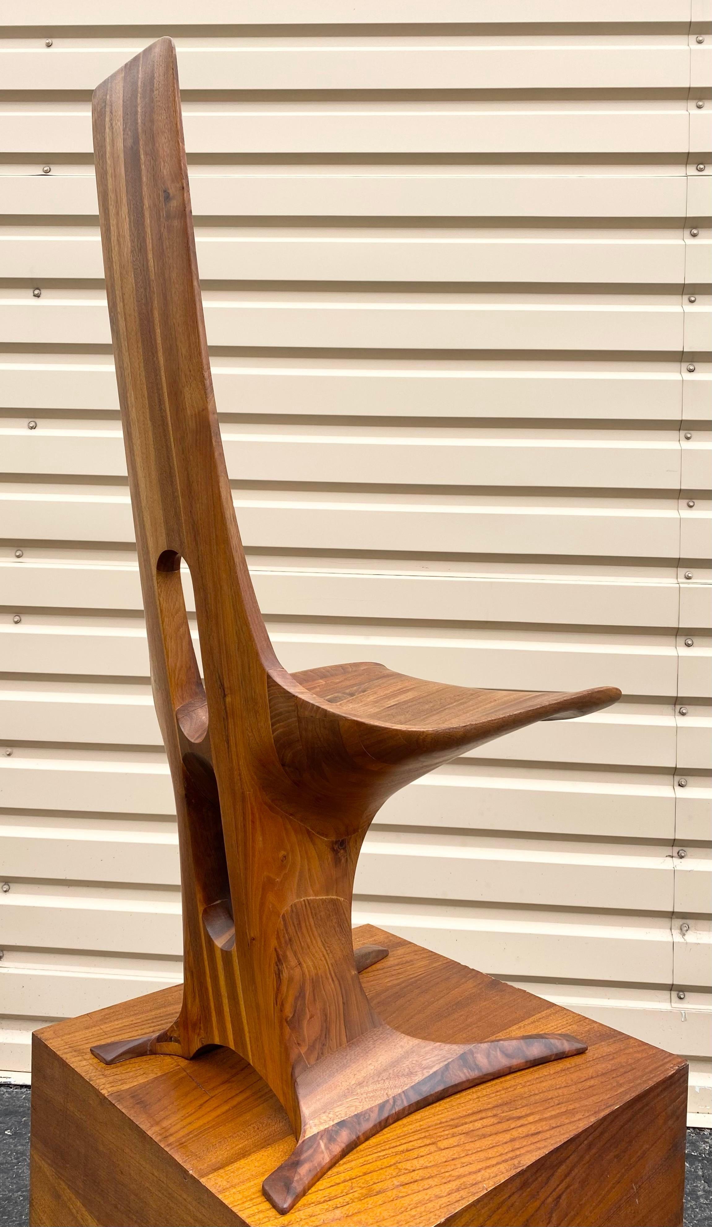 Modernist Sculptural Walnut Chair by Edward G. Livingston for Archotypo (1970) For Sale 5