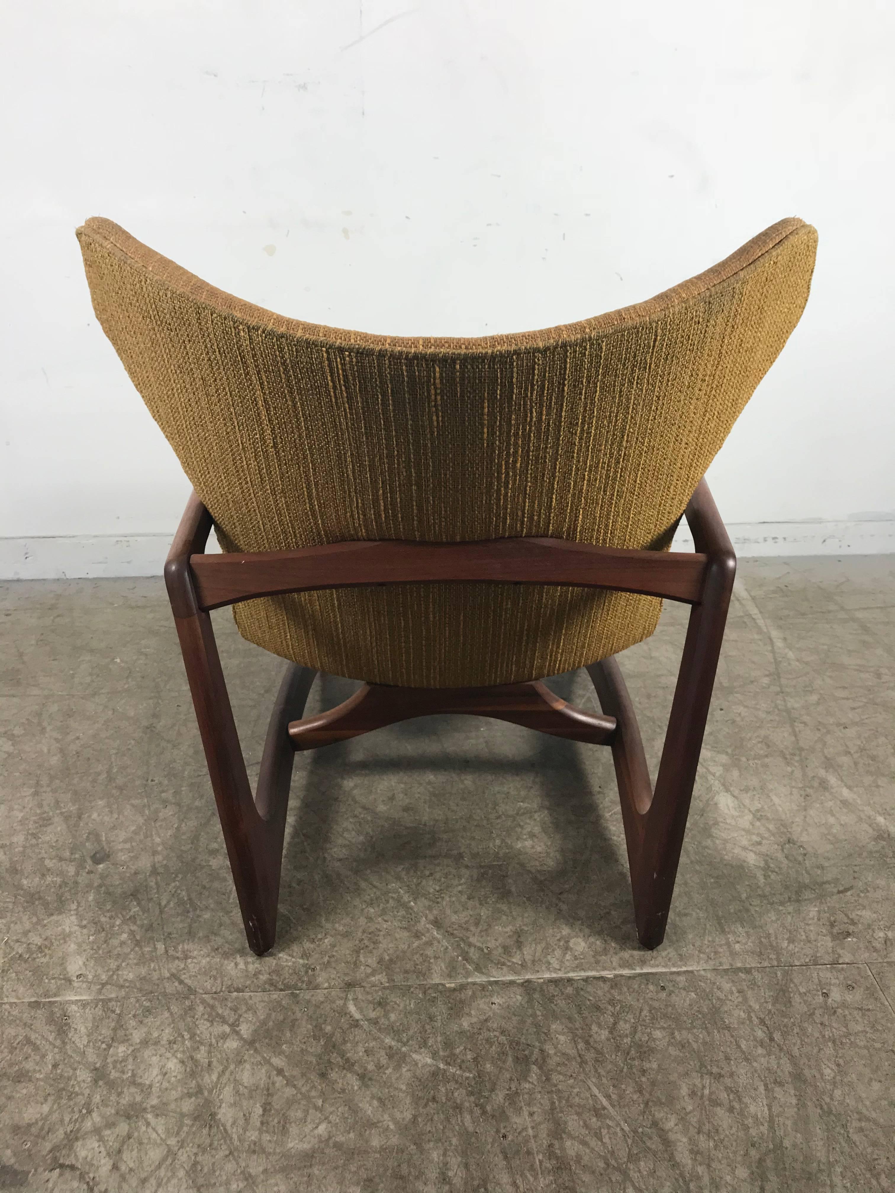 American Modernist Sculptural Walnut Wing Back Lounge Chair by Adrian Pearsall