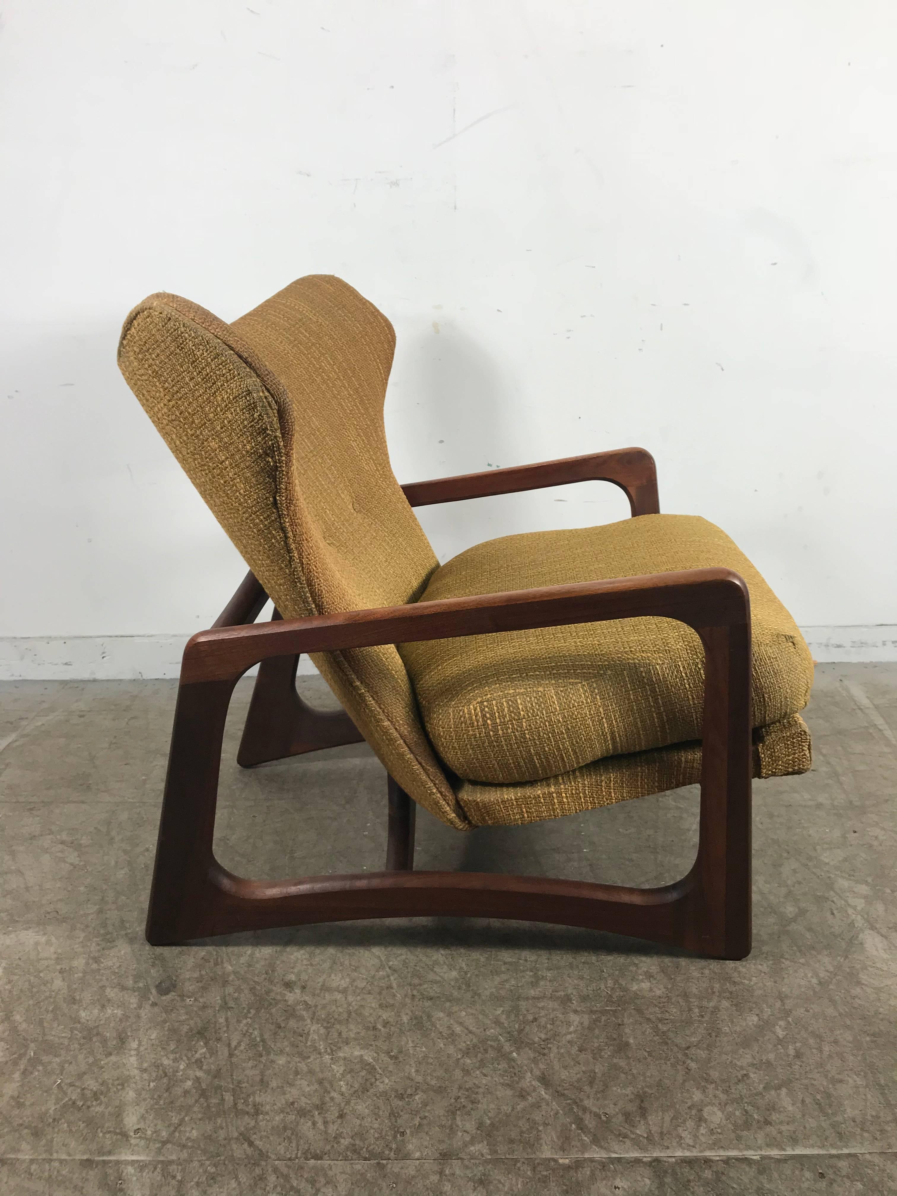 20th Century Modernist Sculptural Walnut Wing Back Lounge Chair by Adrian Pearsall