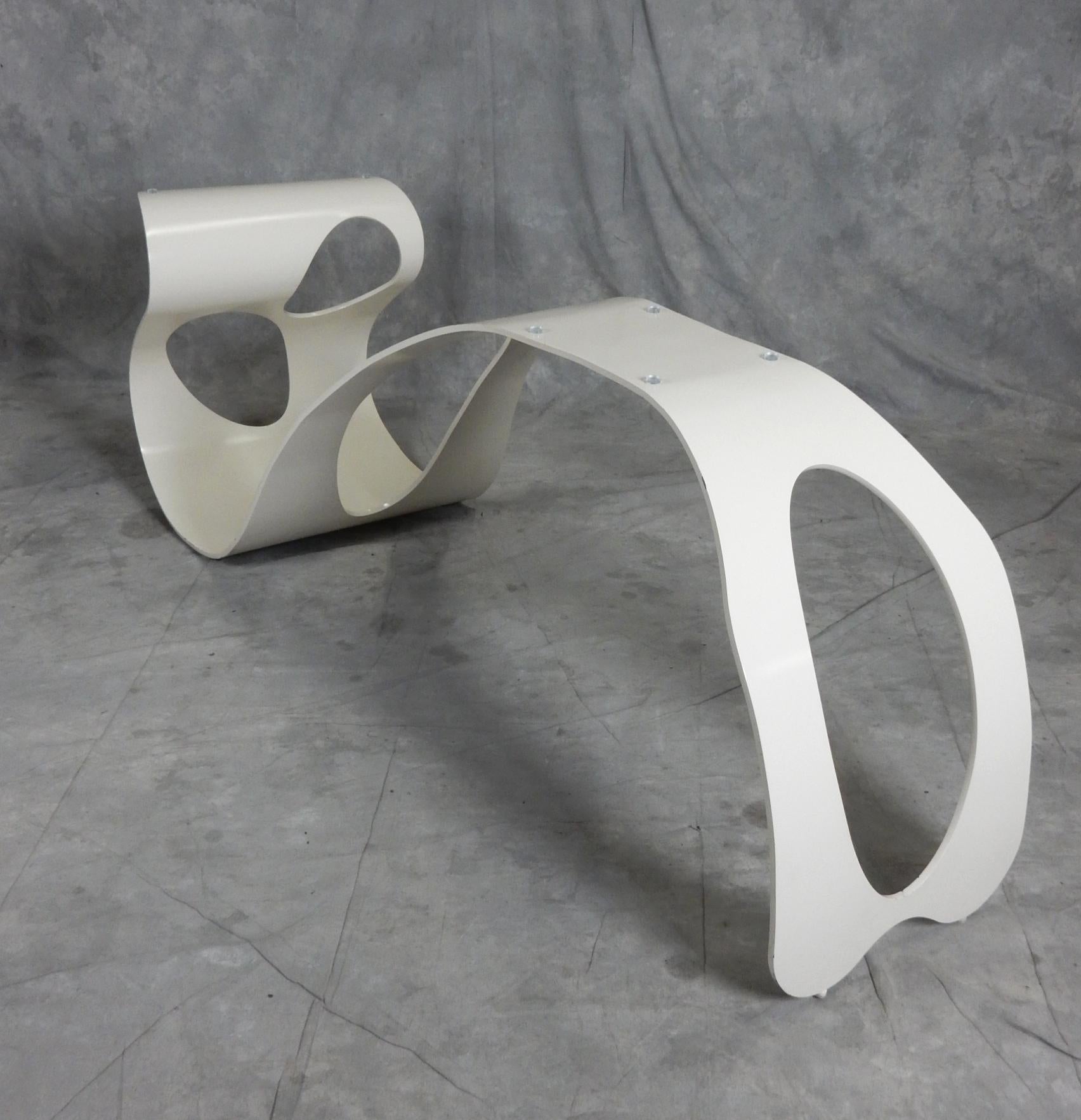 Mid-Century Modern Table basse moderniste d'après Carlo Mollino Arabesque en fer sculpté en vente