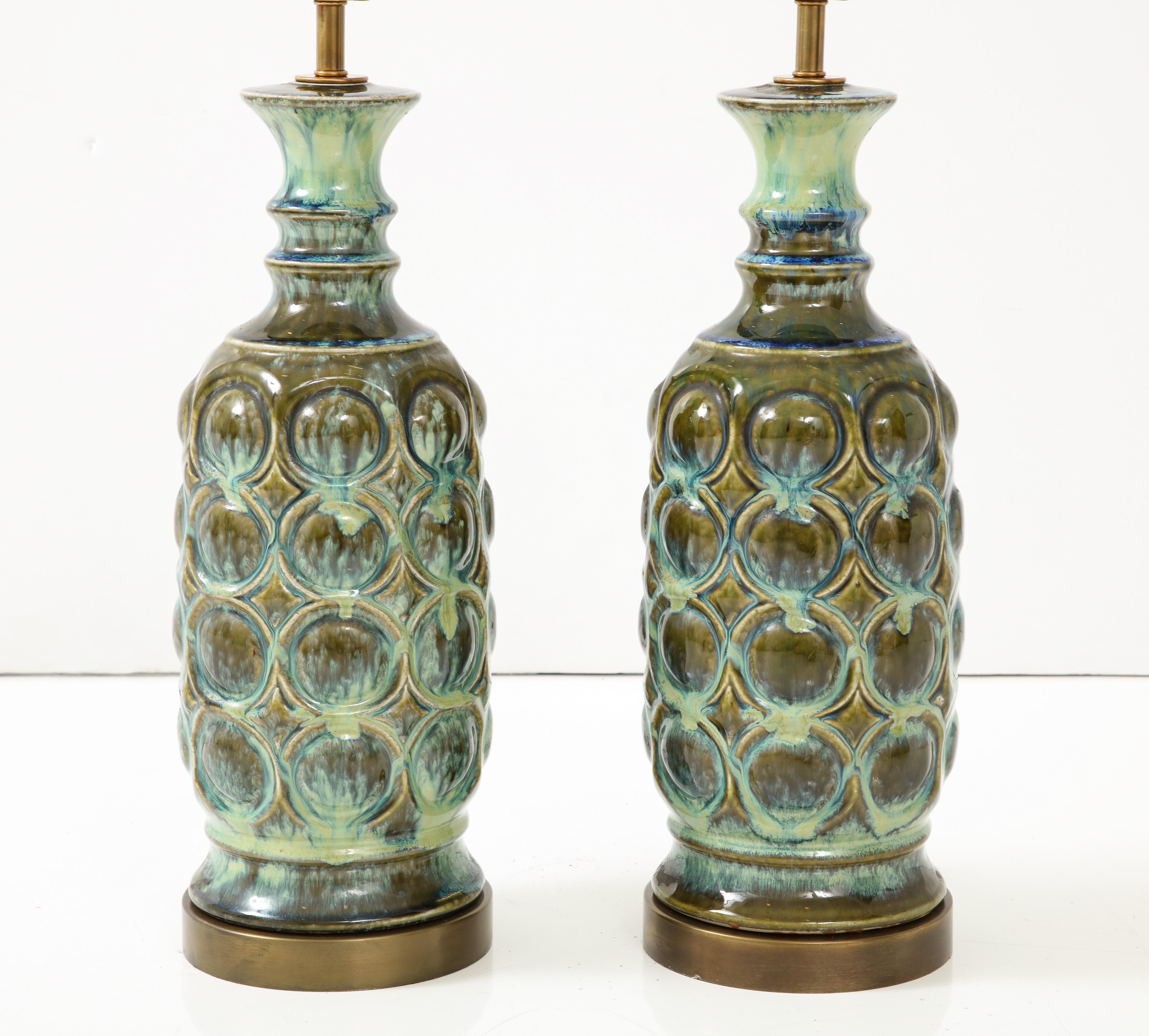 Modernistische glasierte Keramiklampen mit Seeschaumglasur im Angebot 2