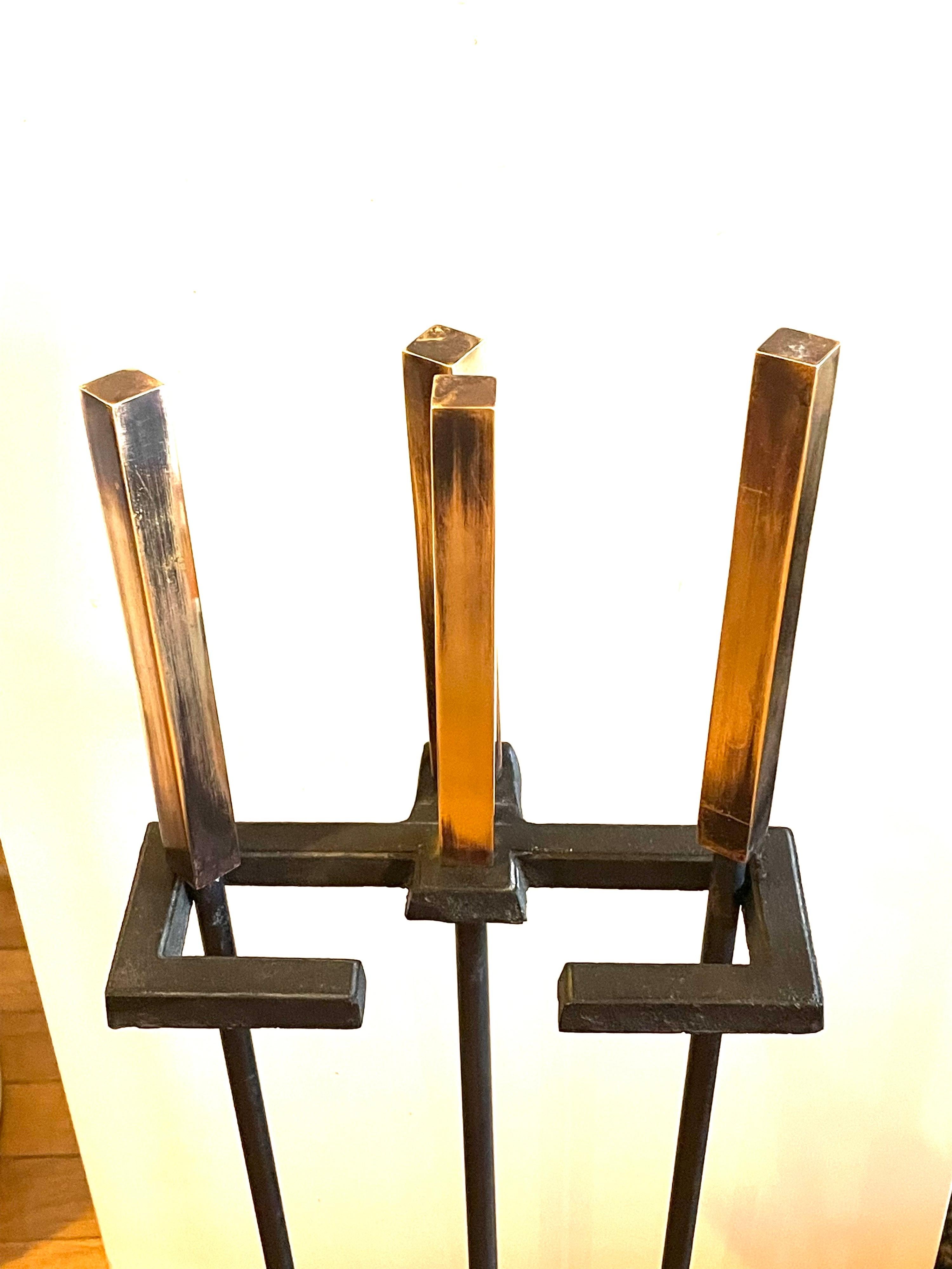 Modernist Set of Patinated Brass and Iron Firetools Set In Excellent Condition For Sale In San Diego, CA