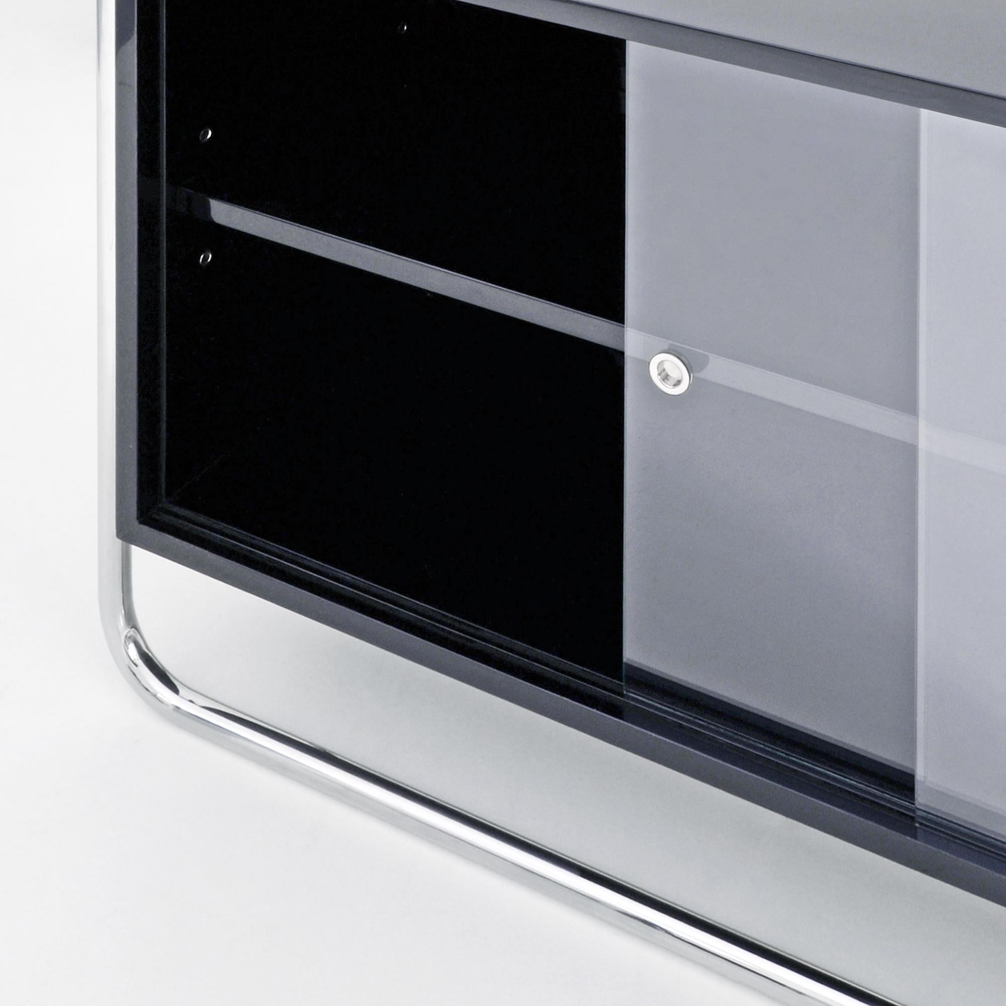 Moderno Modernist Shelf / Showcase, Chrome Plated Steel, Glossy Lacquered Wood, Bespoke in vendita