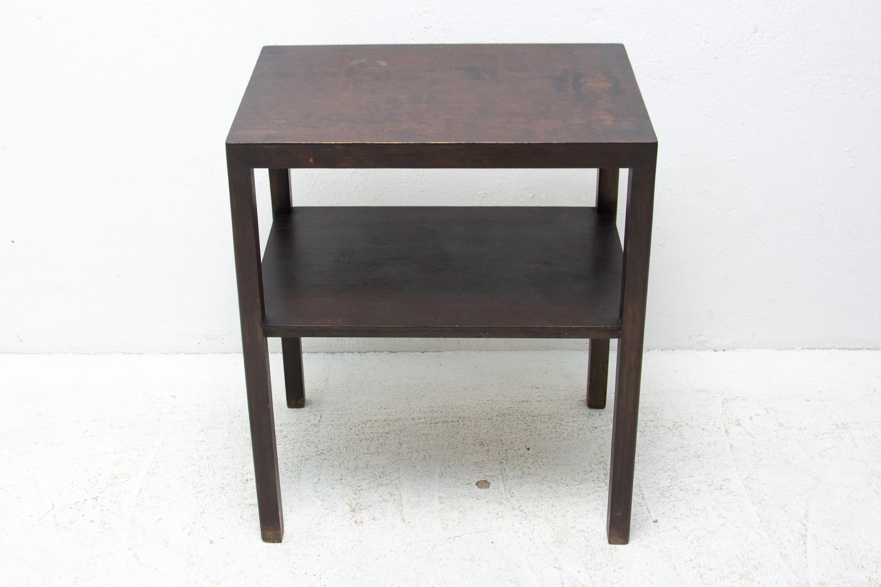 Modernist Side Table, Czechoslovakia, 1950s For Sale 7