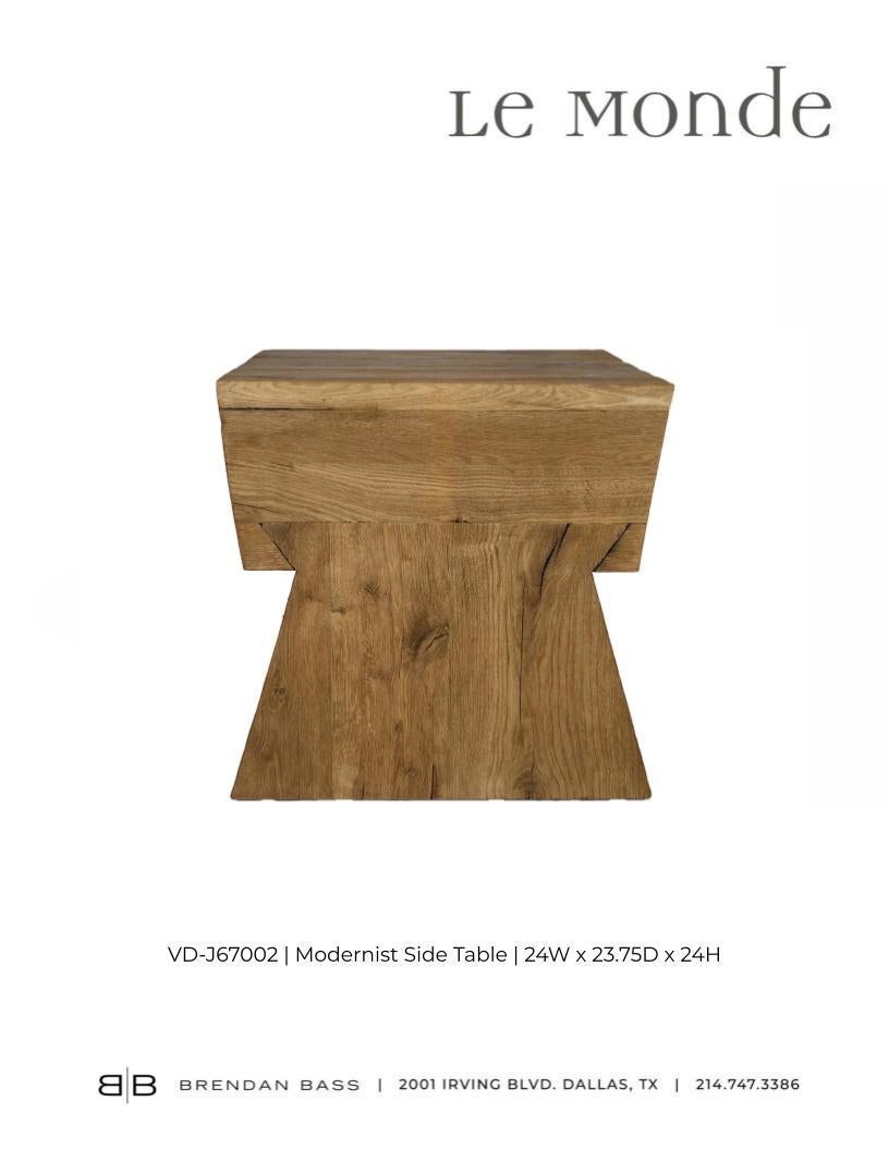 Table d'appoint moderniste en vente 2