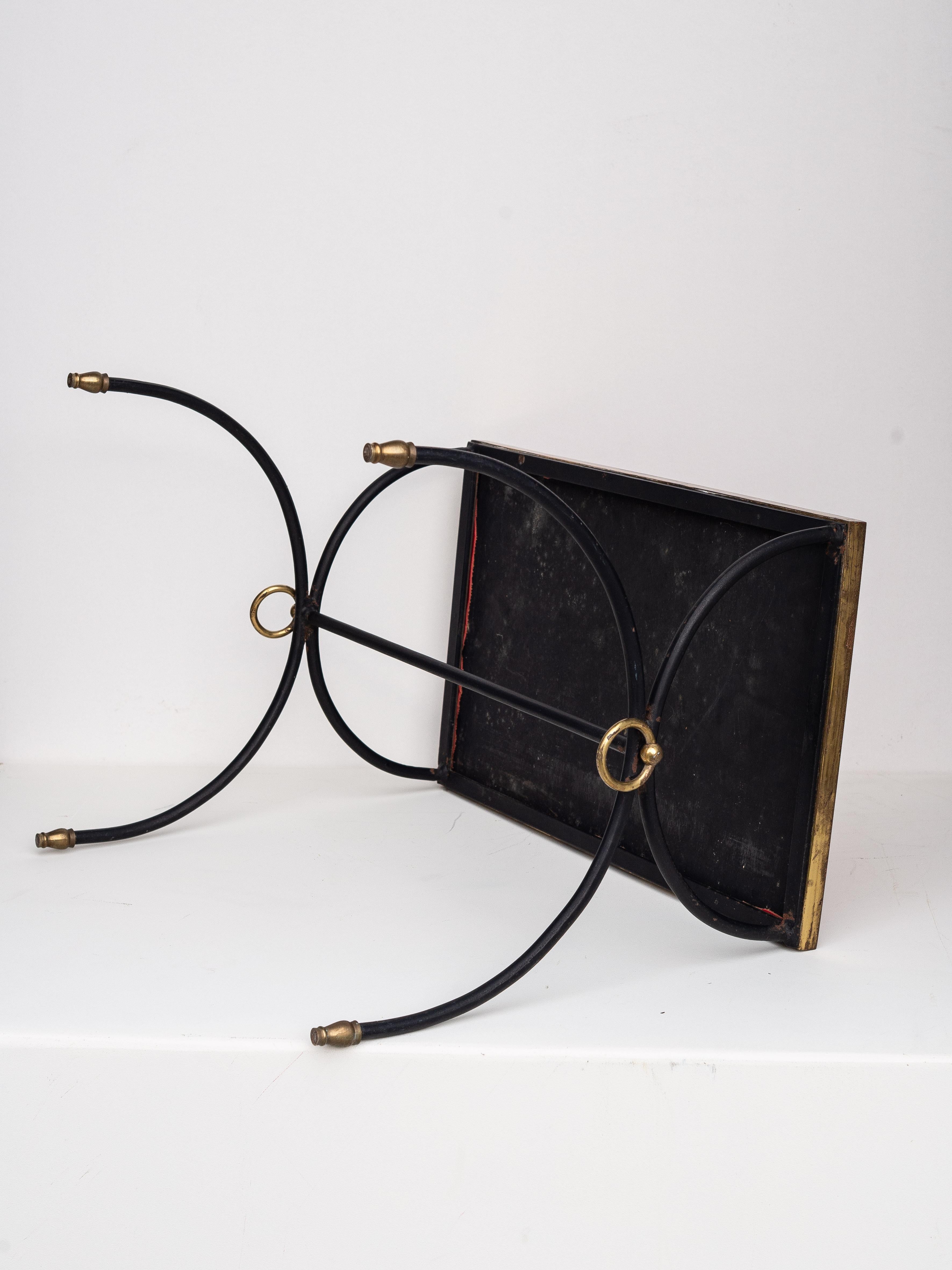 Table d'appoint moderniste en fer forgé et cuir rouge - Style Jacques Adnet - années 1950 en vente 9