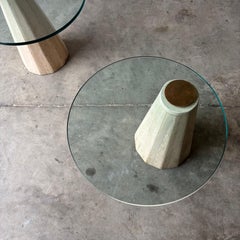 Mesas auxiliares modernistas de La Rosa Milano en travertino y latón, años 70