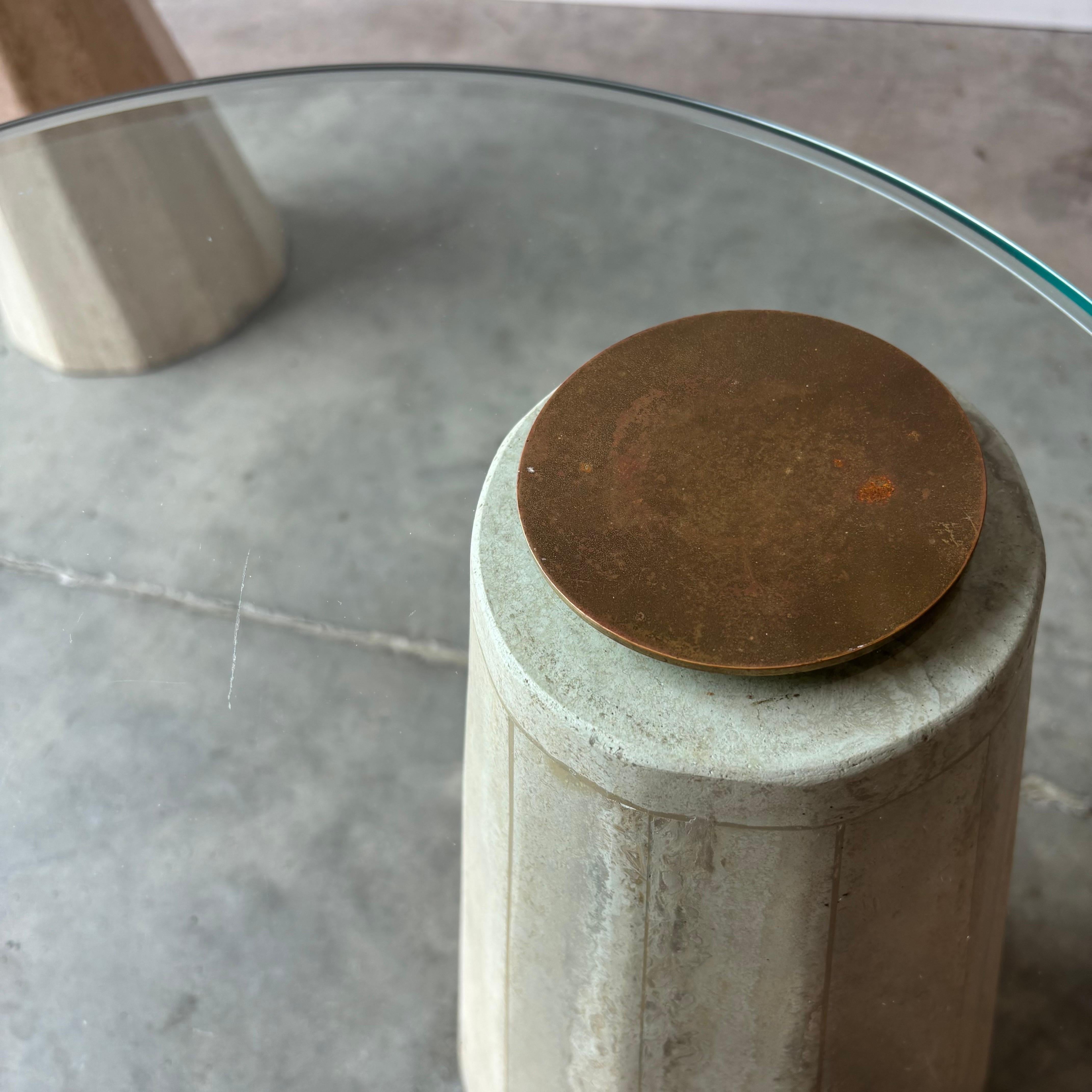 20th Century Modernist Side Tables by La Rosa Milano in Travertine and Brass, 1970s For Sale