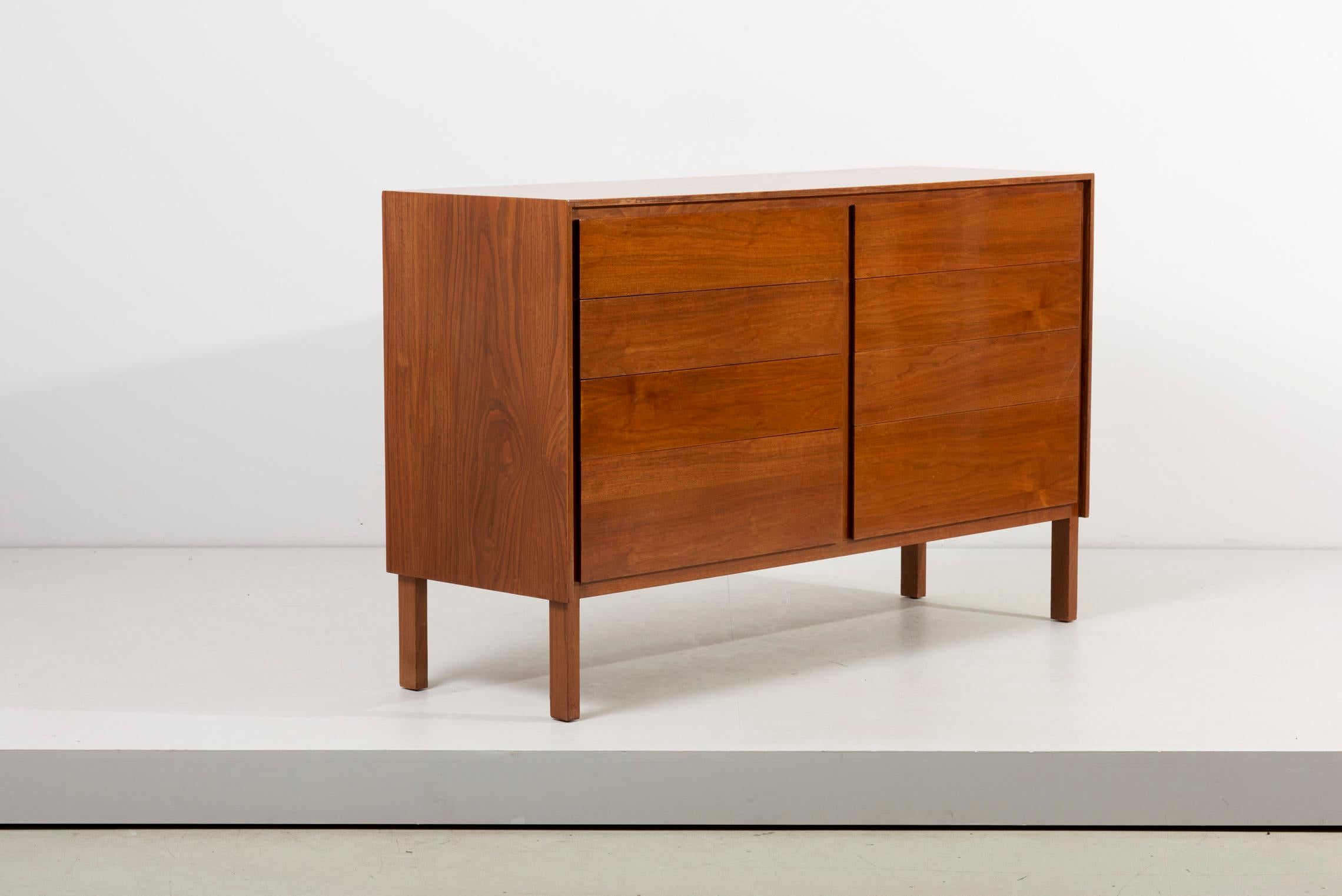American Modernist Sideboard in Walnut by Allan Gould, USA 1960s For Sale