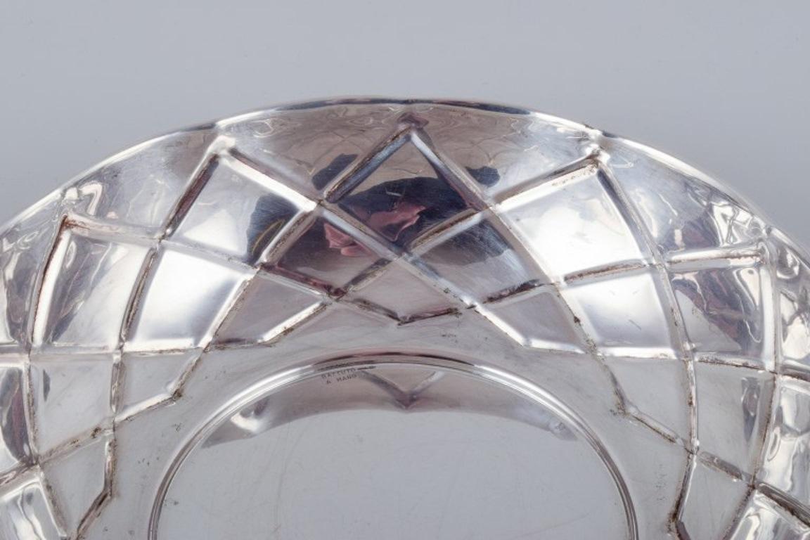 Mid-Century Modern Modernist silver bowl. Italian design. Handmade. Mid-20th century. For Sale