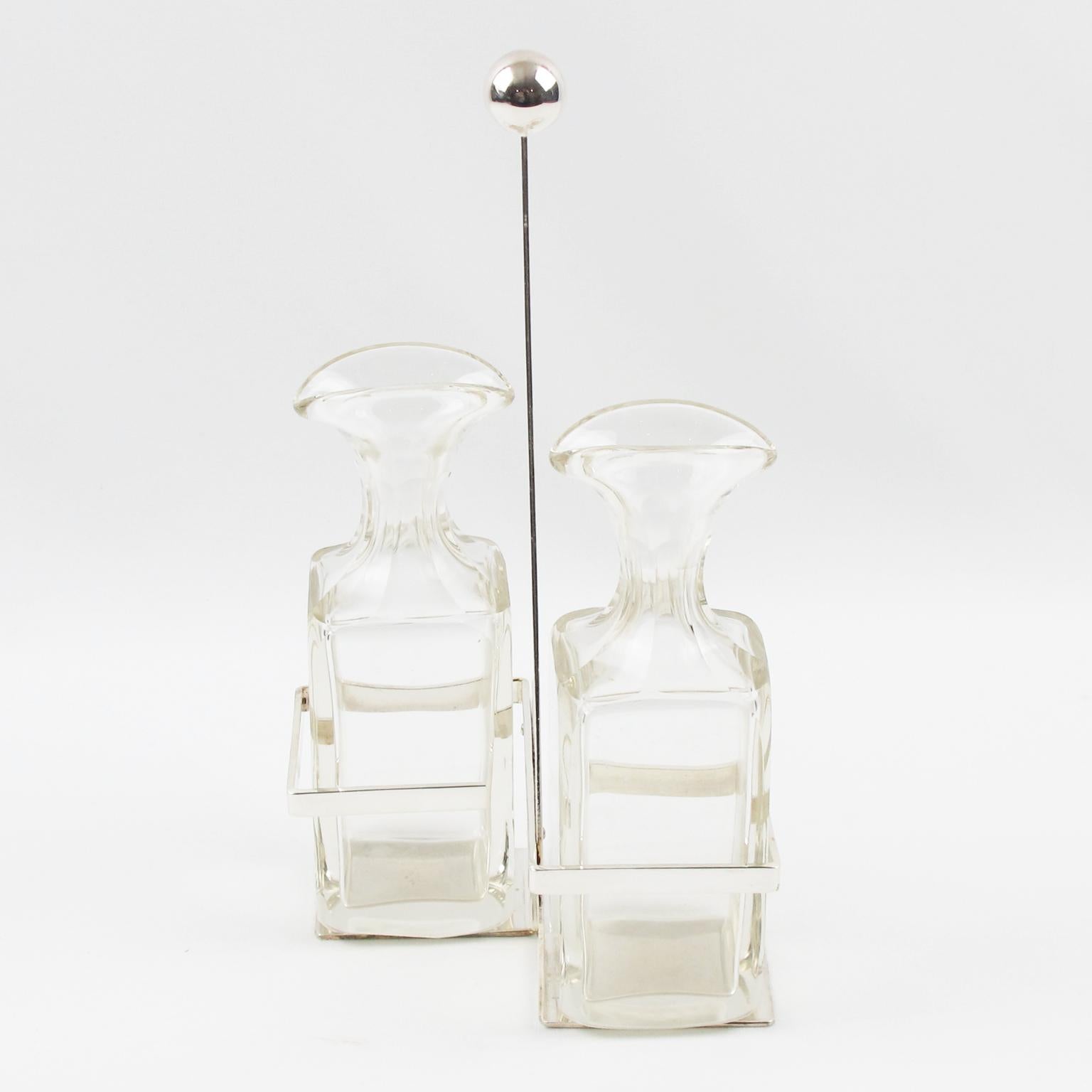 Servidor de vinagreras modernista de plata y cristal, hacia 1930 Alemán en venta