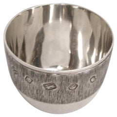 Modernist Silver Tumbler Cup, Bark Finish, Dated 1977, Payne & Son of Oxford