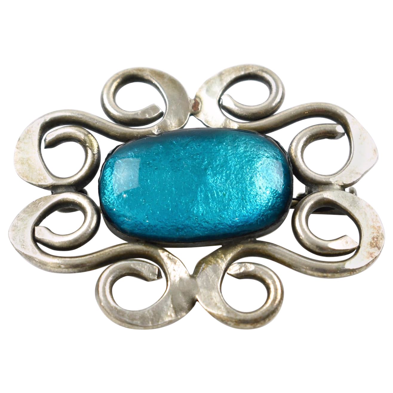 Modernist Silvered Metal Pin Brooch with Electric Blue Glass Cabochon For Sale