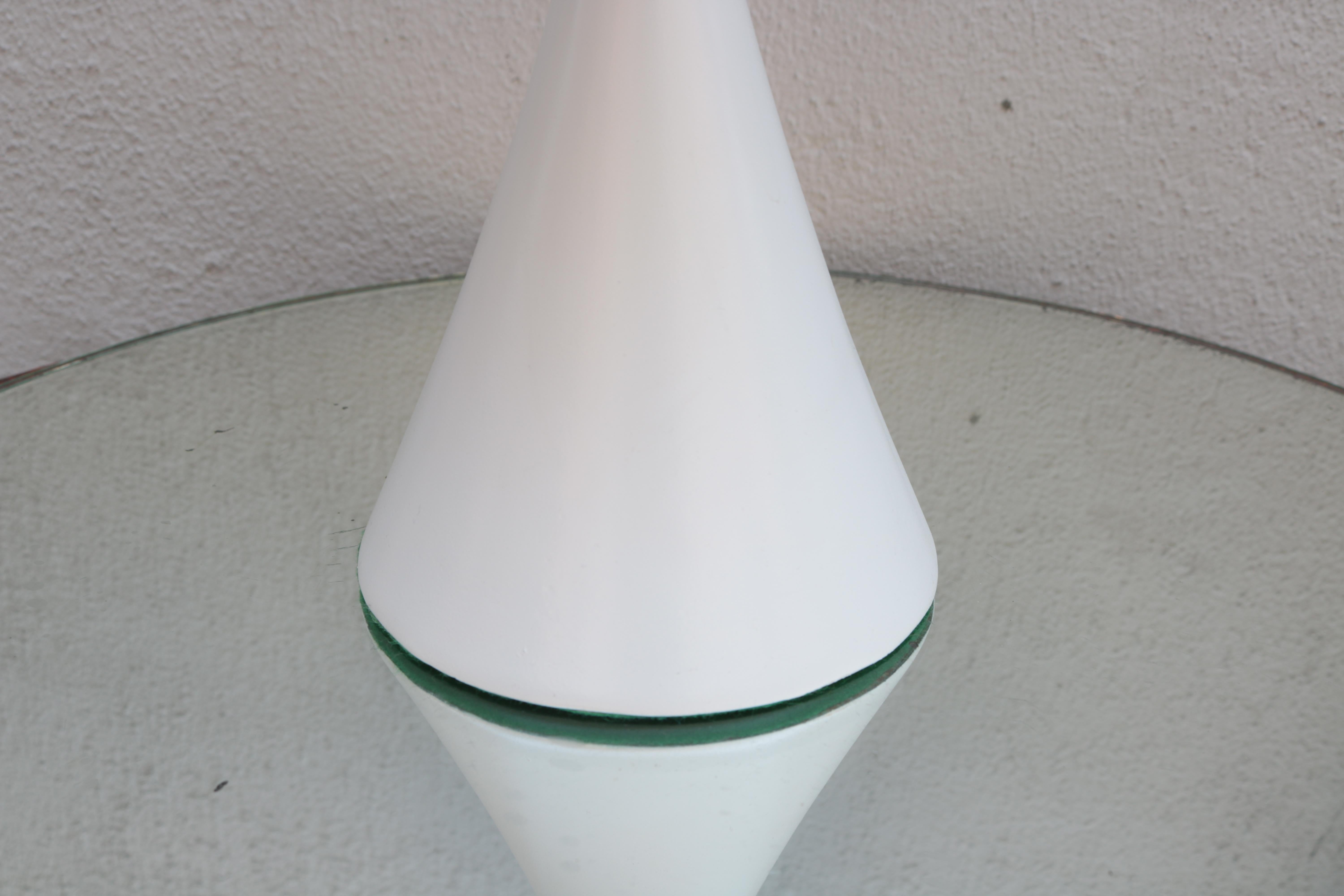 American Modernist Single Table Lamp by Laurel For Sale