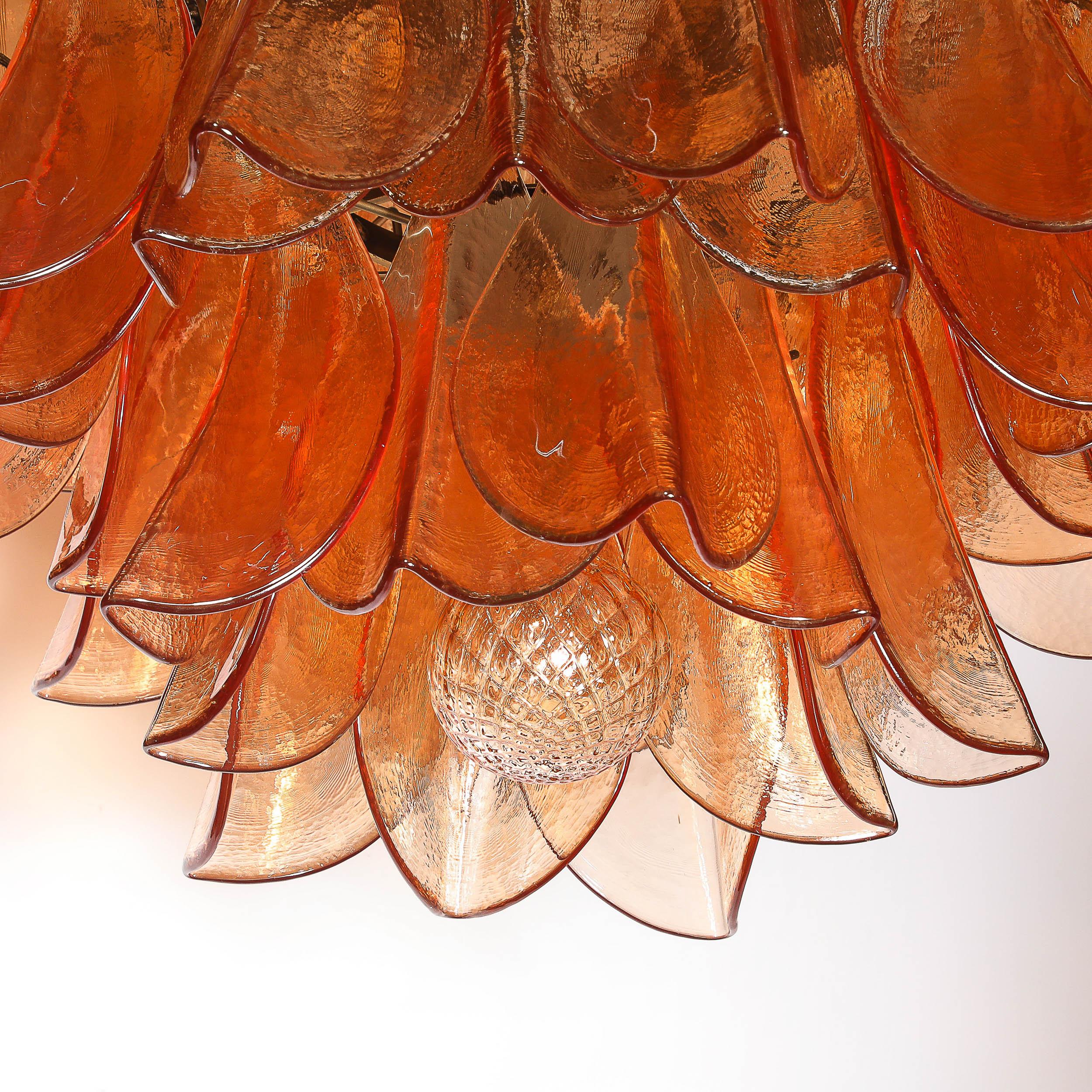 Modernistischer Kronleuchter aus geräuchertem, aprikosenfarbenem Murano-Glas und ölgeriebener Bronze mit Federn im Angebot 4