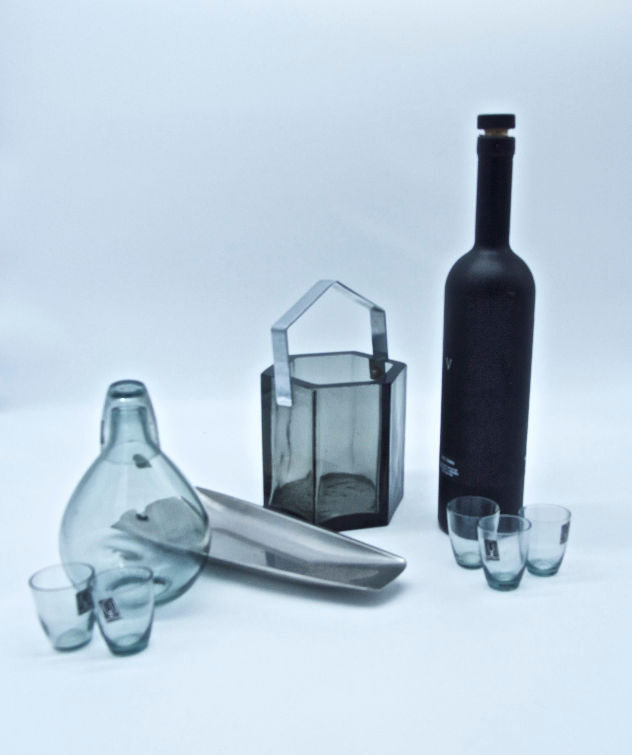 Scandinavian Modern Modernist Smoked Glass Ice Bucket Frank Thrower-Wedgewood 1960 Pattern FJT49 For Sale
