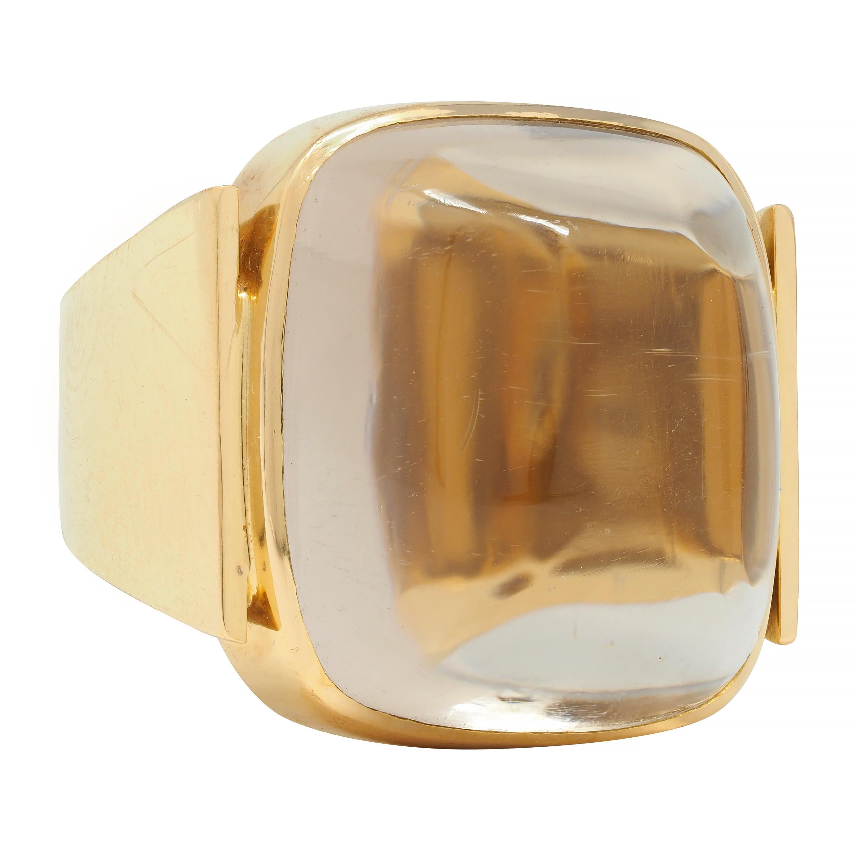 Modernist Smoky Quartz Sugarloaf Cabochon 18 Karat Yellow Gold Vintage Ring In Excellent Condition For Sale In Philadelphia, PA