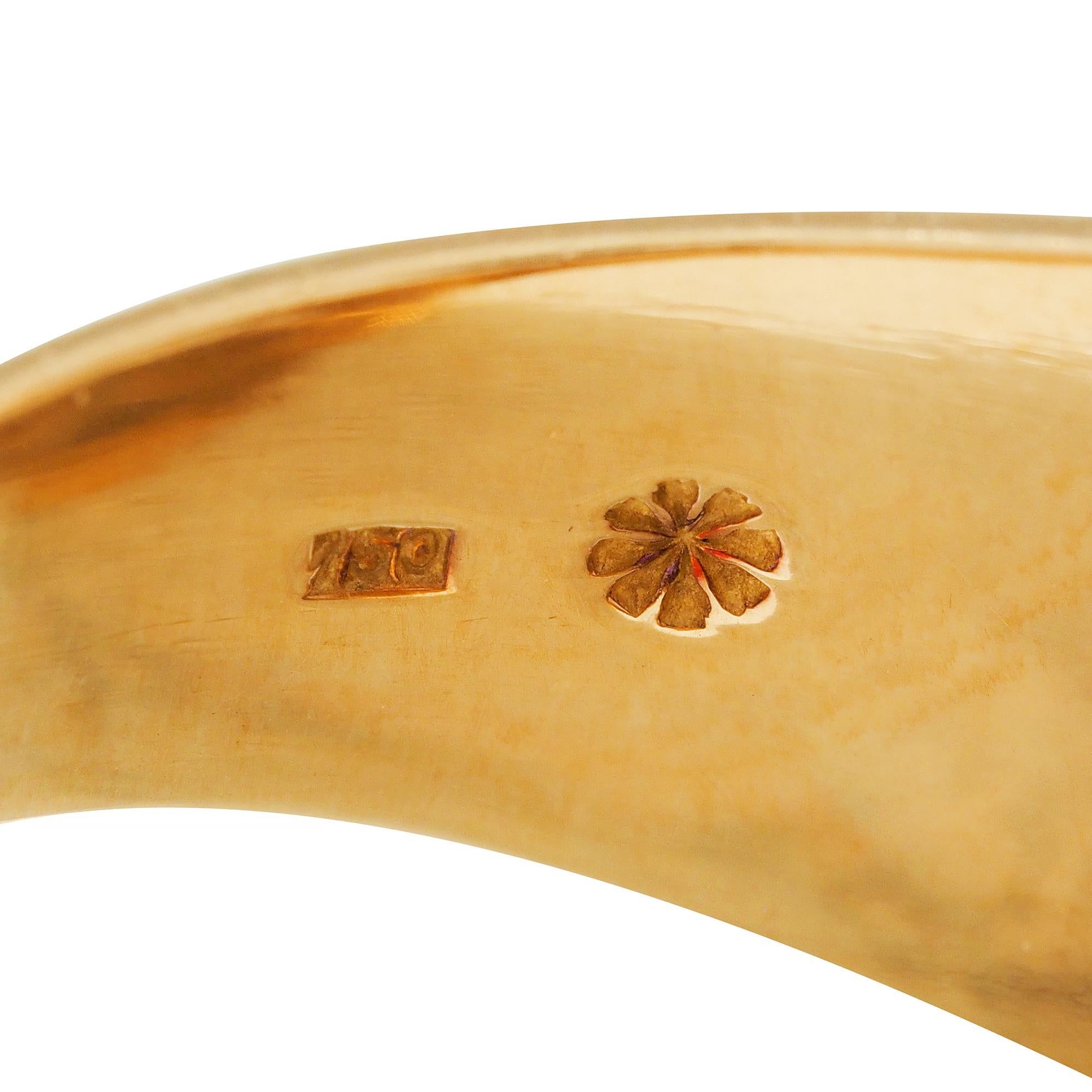 Modernistischer Vintage-Ring aus 18 Karat Gelbgold mit Rauchquarz und Zuckerhut-Cabochon im Zuckerhut-Schliff im Angebot 3