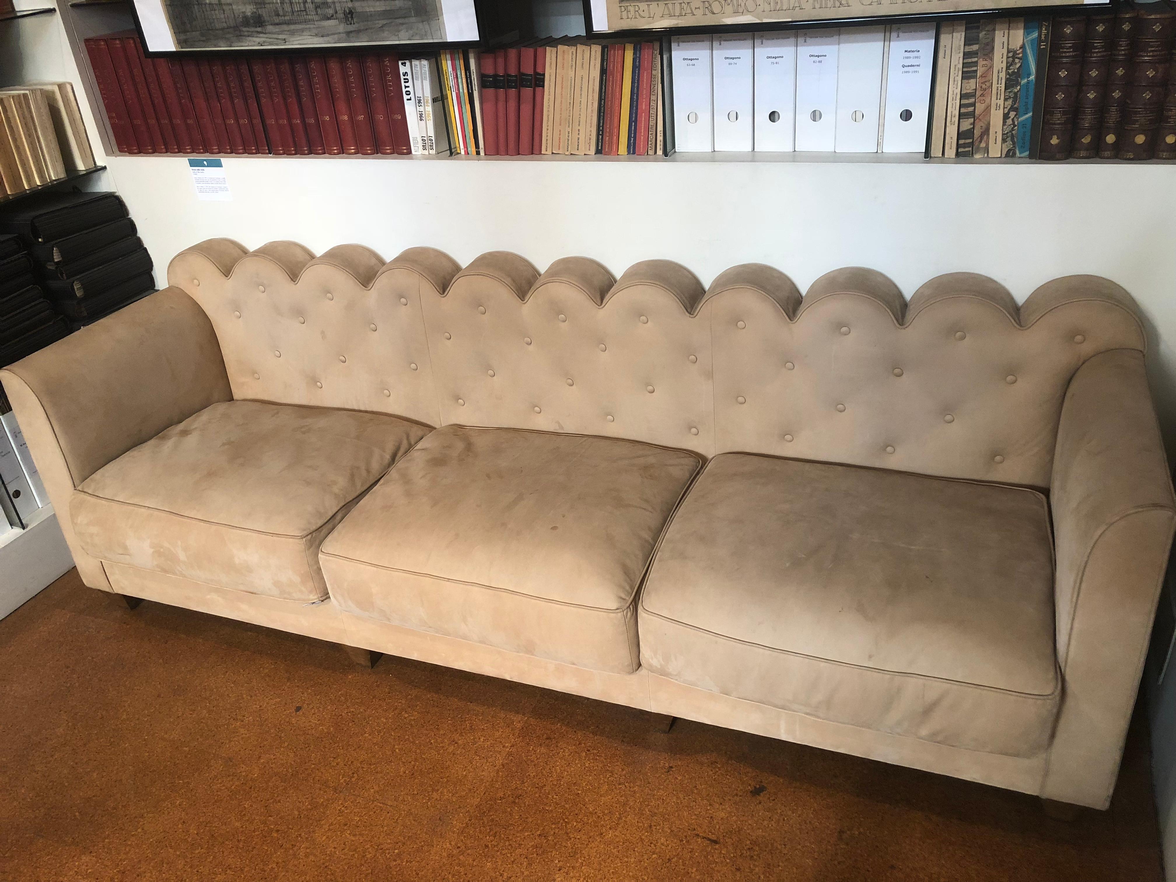 Modernist Sofa Upholstered in Grosgrain Cloth with Beech Frame  For Sale 4
