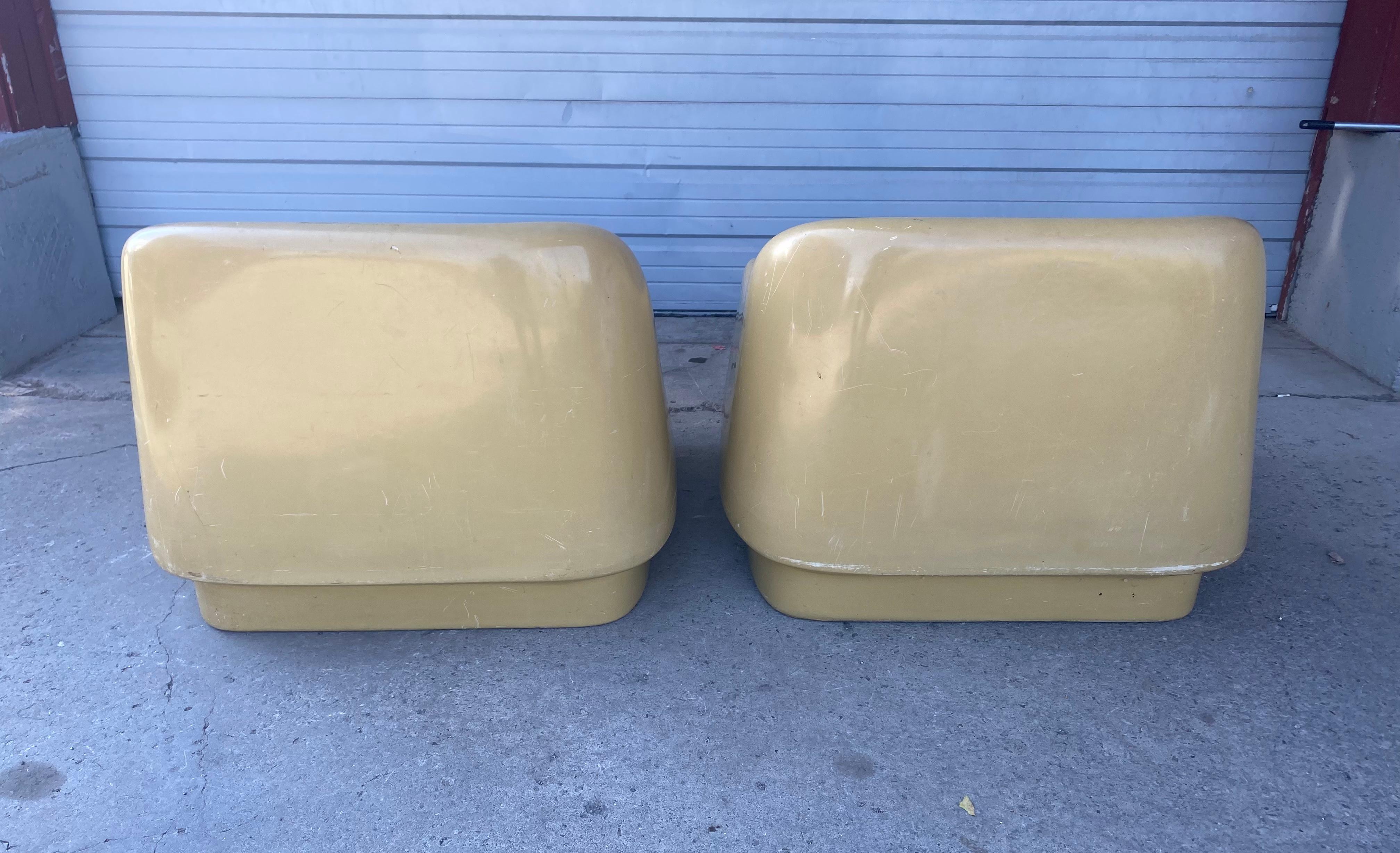 Mid-20th Century Modernist Space Age Fiberglass Pod Chairs