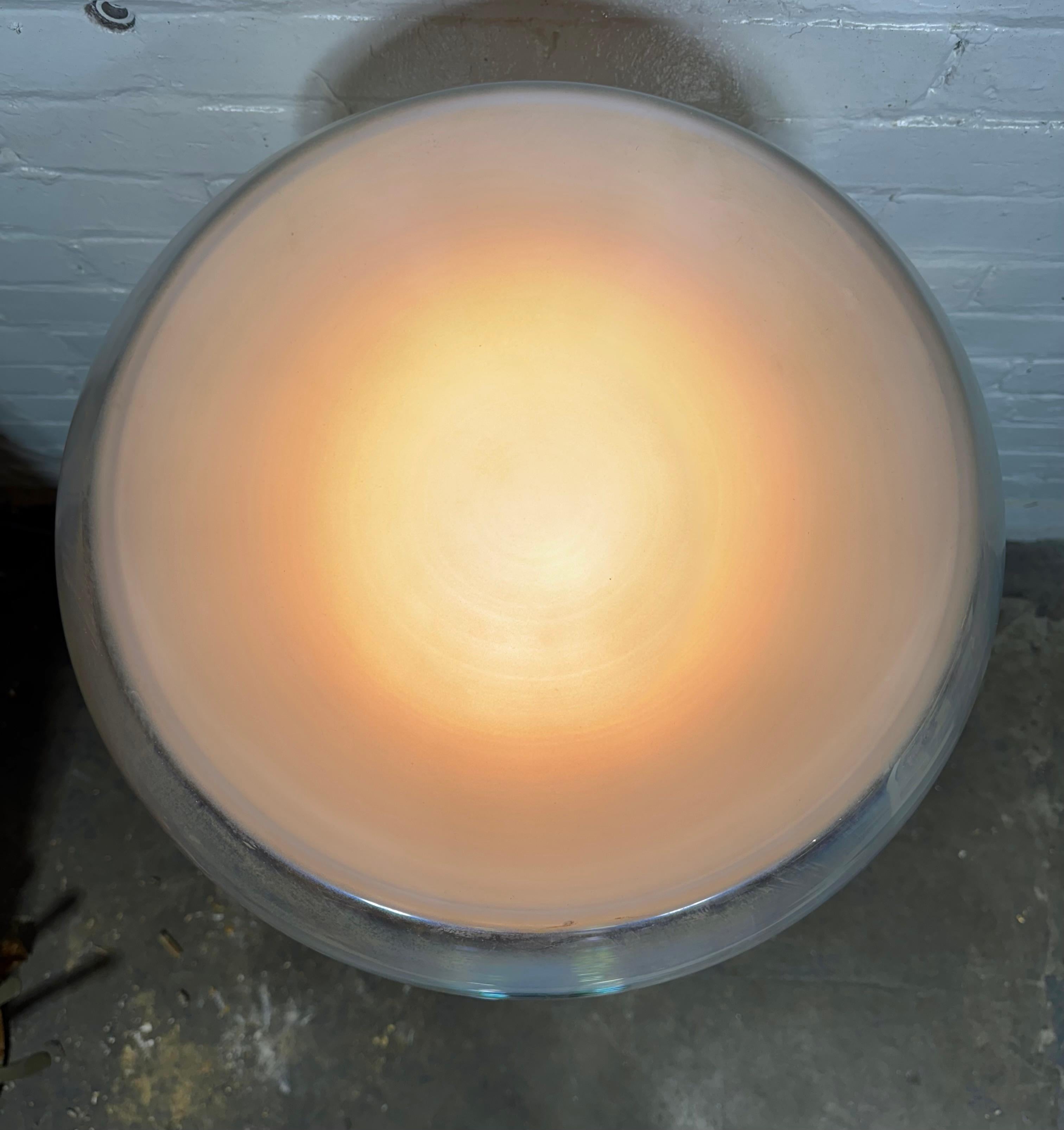 Lampada modernista Space AGE in vetro soffiato di Murano e cromo. Toni Zuccheri in vendita 1