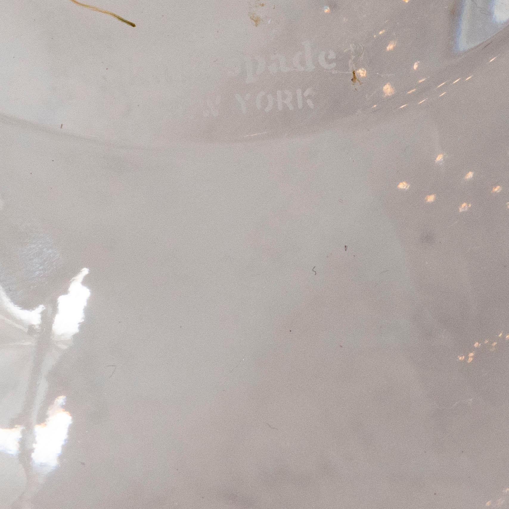 Modernist Sphärisch geätzt und gepunktet Transluzent  Vase (Glas) im Angebot