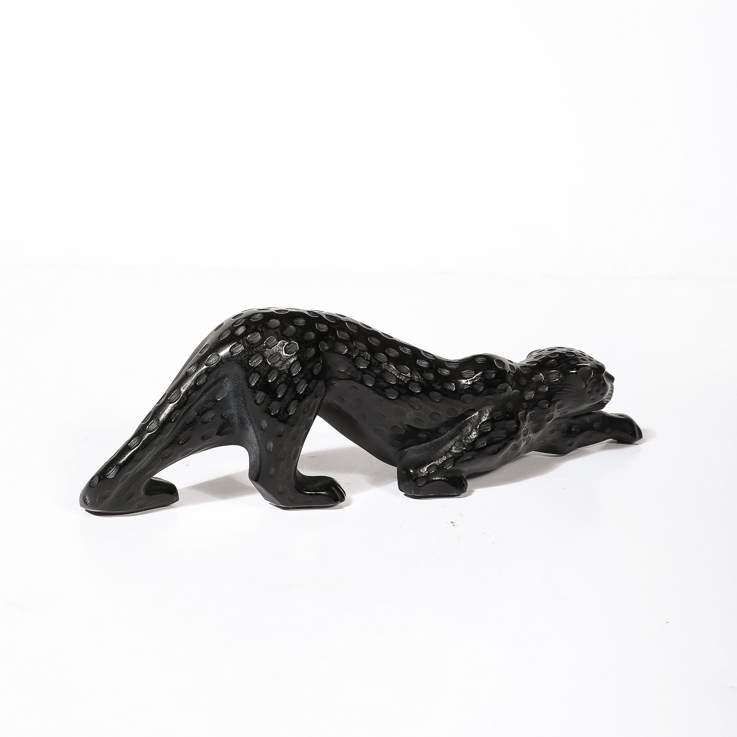 Leopardo Acechador Modernista en Cristal Esmerilado Firmado por Lalique en venta 5