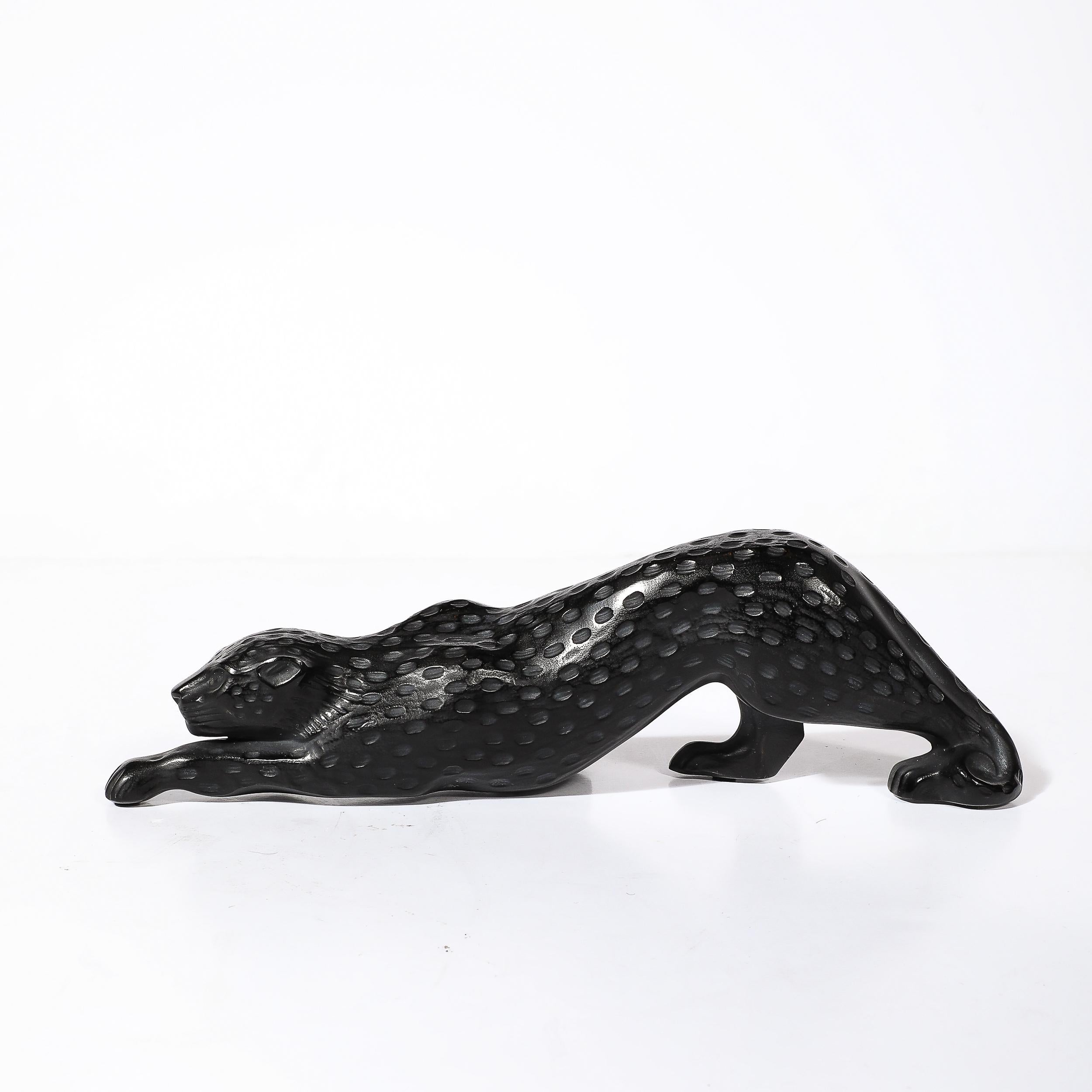 Leopardo Acechador Modernista en Cristal Esmerilado Firmado por Lalique en venta 9