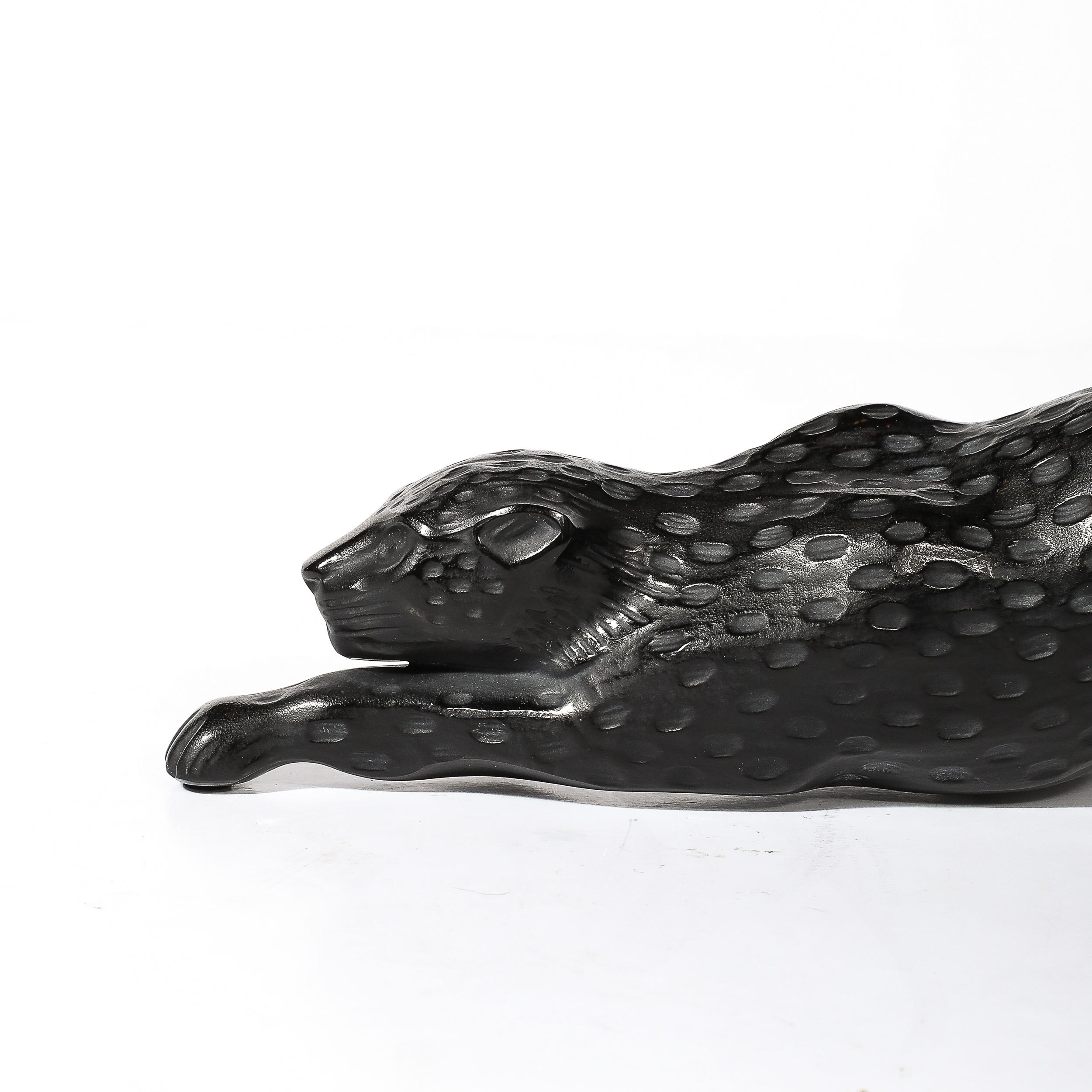 Leopardo Acechador Modernista en Cristal Esmerilado Firmado por Lalique en venta 10