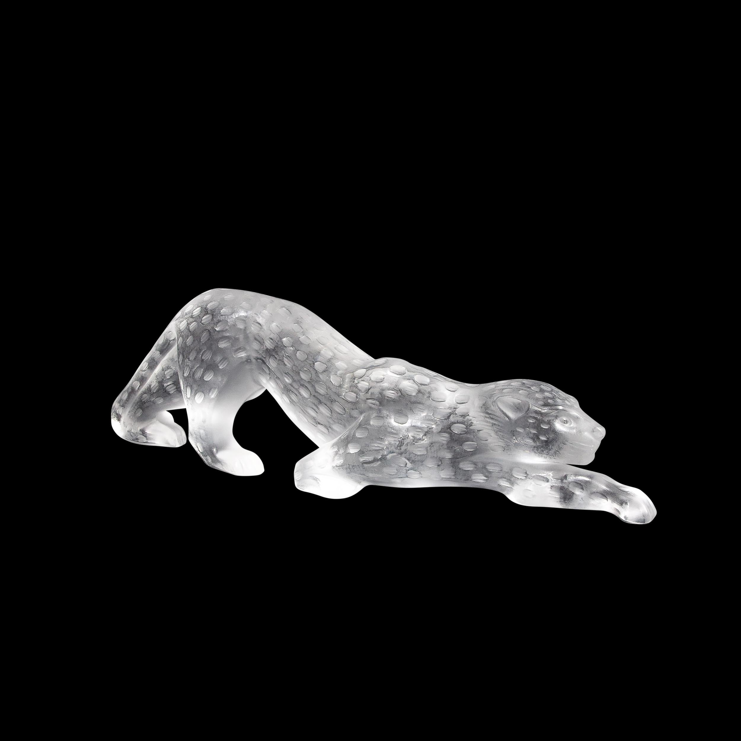 Modernist Spotted Stalking Leopard in Frosted Crystal Signed by Lalique 10
