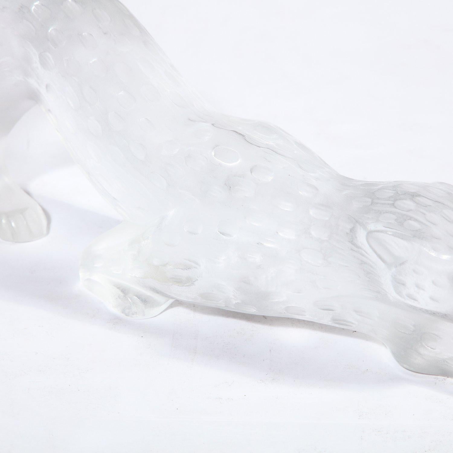 Leopardo Acechador Modernista en Cristal Esmerilado Firmado por Lalique en venta 2