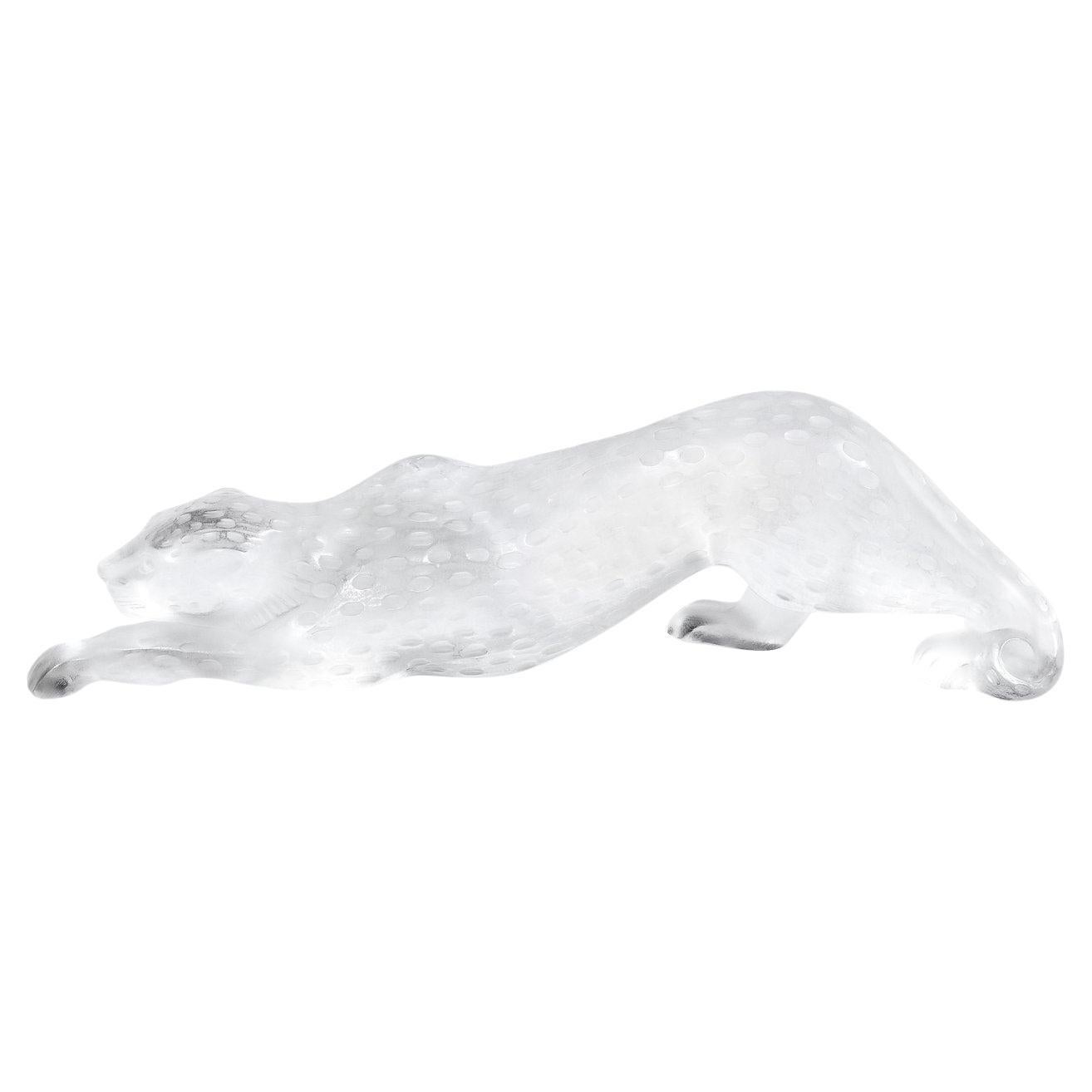 Leopardo maculato modernista in cristallo smerigliato firmato da Lalique
