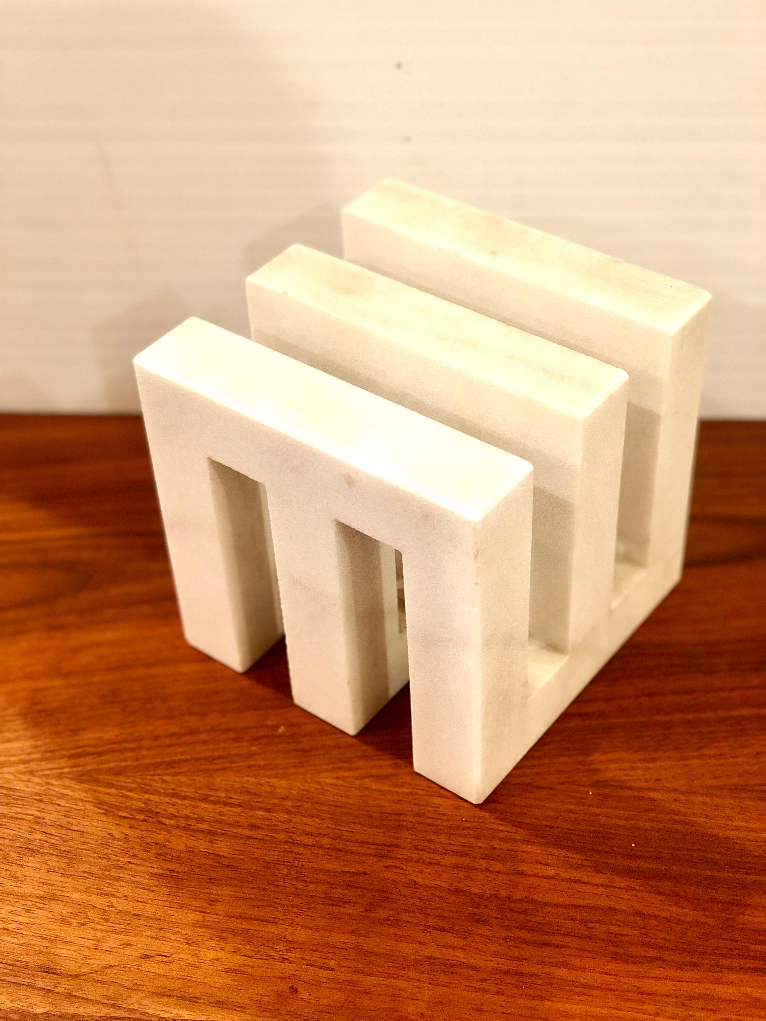 Modernist Square Cube Sculpture in Solid Marble In Good Condition In San Diego, CA