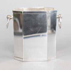 Enfriador de vino modernista St. James Brasil con cubo de champán octogonal de chapa de plata