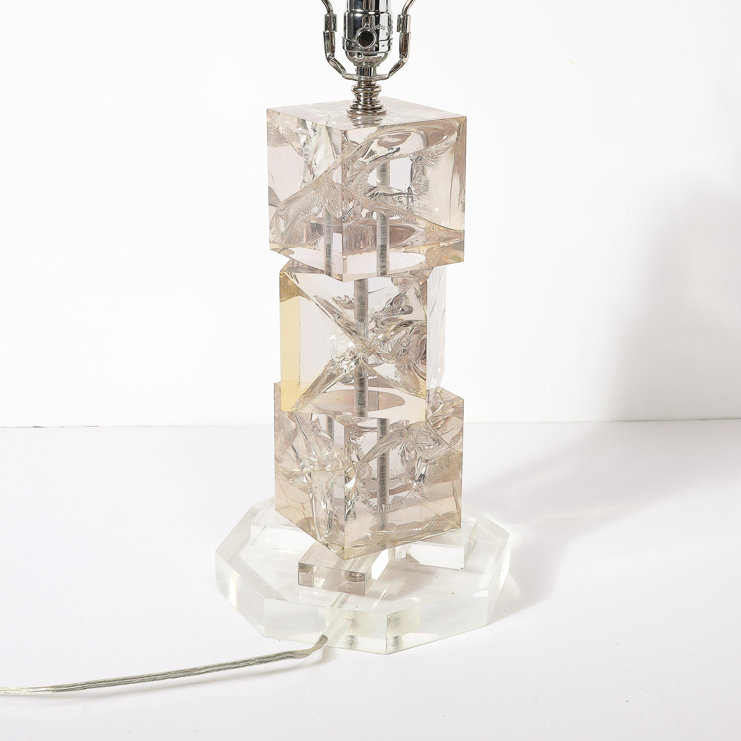 Modernist Stacked Ice Cube Table Lamp in Smoked Rose Lucite on Octagonal Base For Sale 4